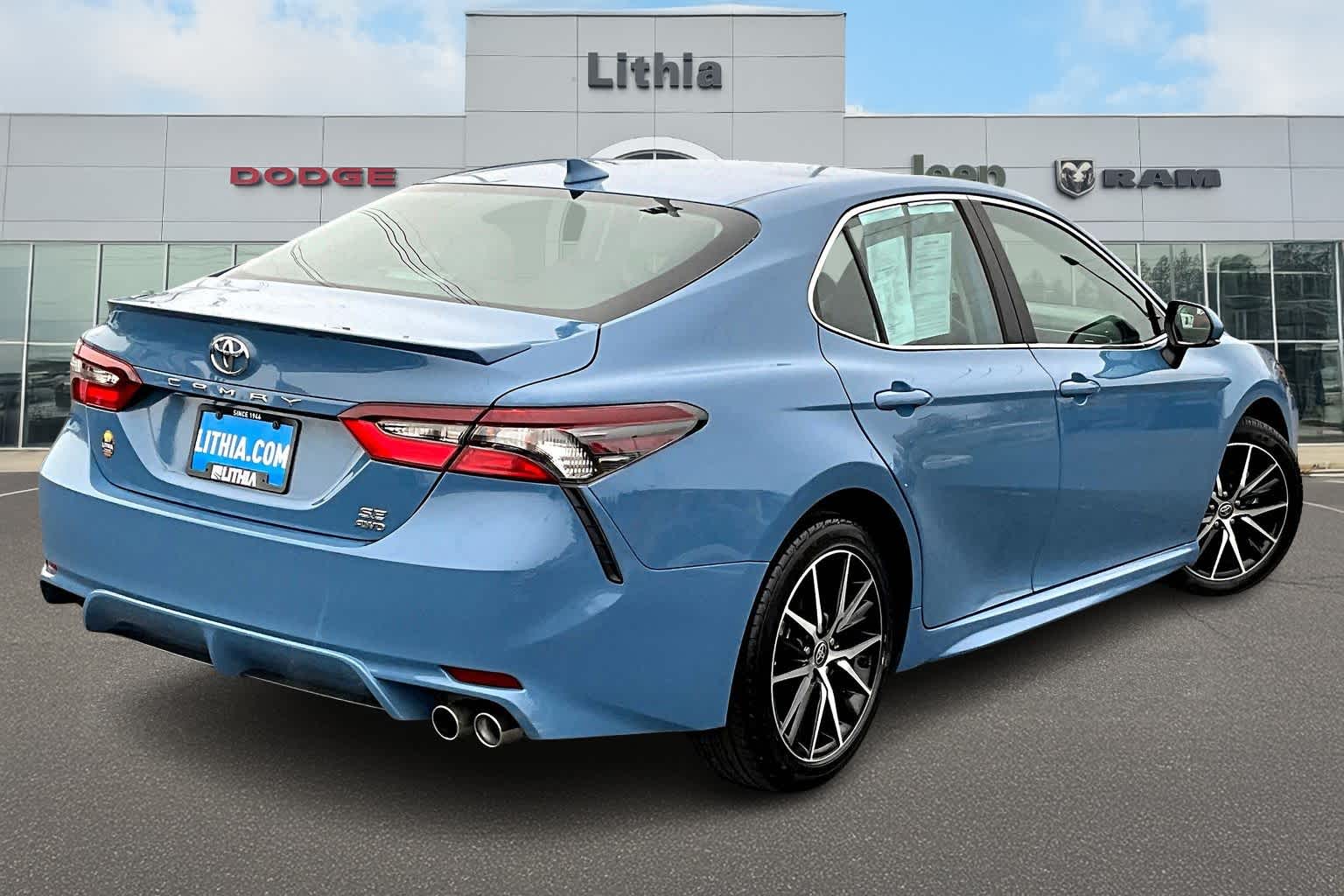 Thumbnail: 2024 Toyota Camry - 23