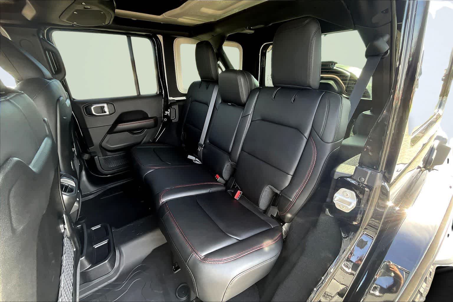 Thumbnail: 2026 Jeep Wrangler - 13