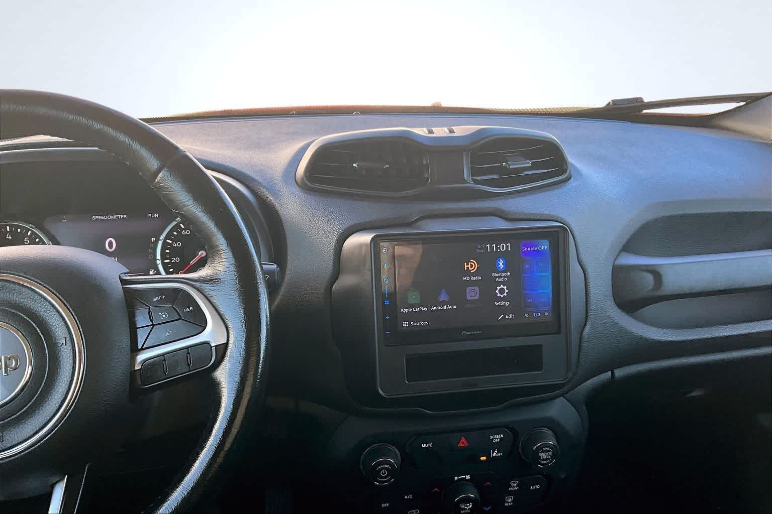 Thumbnail: 2021 Jeep Renegade - 16