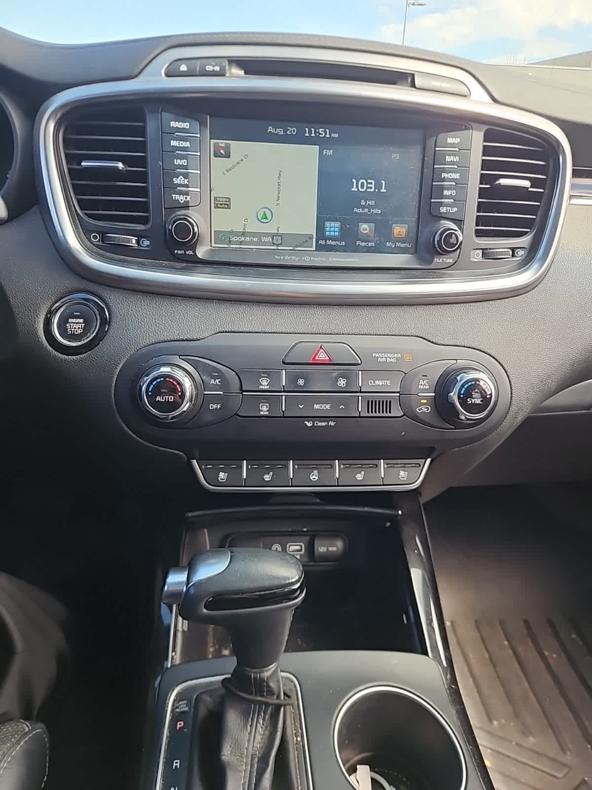 Thumbnail: 2017 Kia Sorento - 13