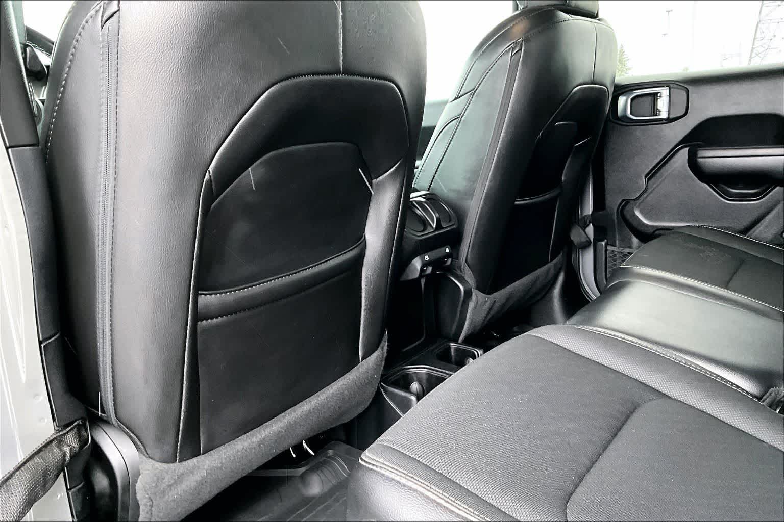 Thumbnail: 2021 Jeep Gladiator - 12