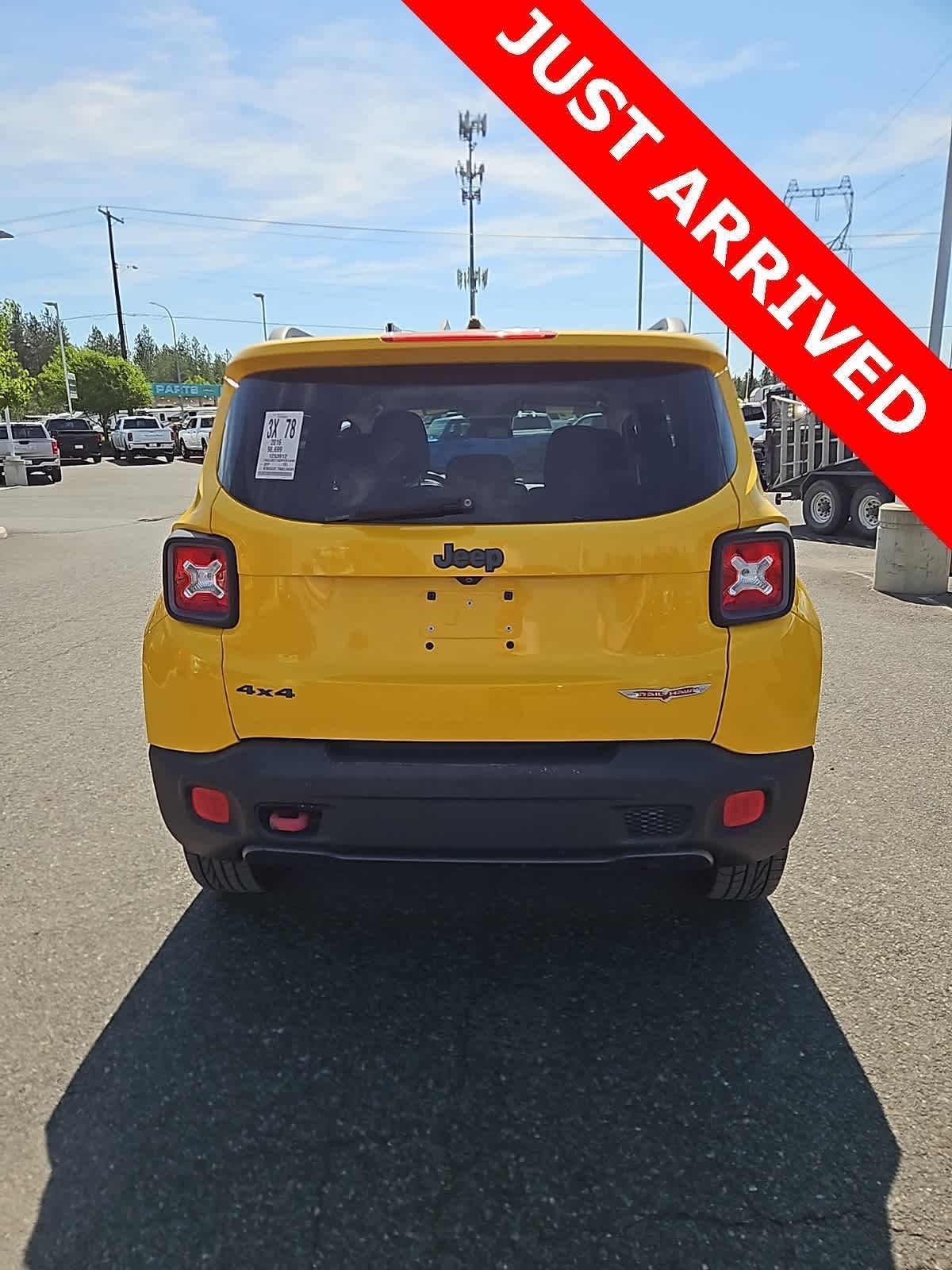 Thumbnail: 2016 Jeep Renegade - 5