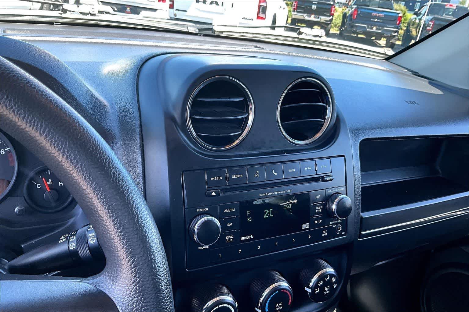 Thumbnail: 2012 Jeep Compass - 27