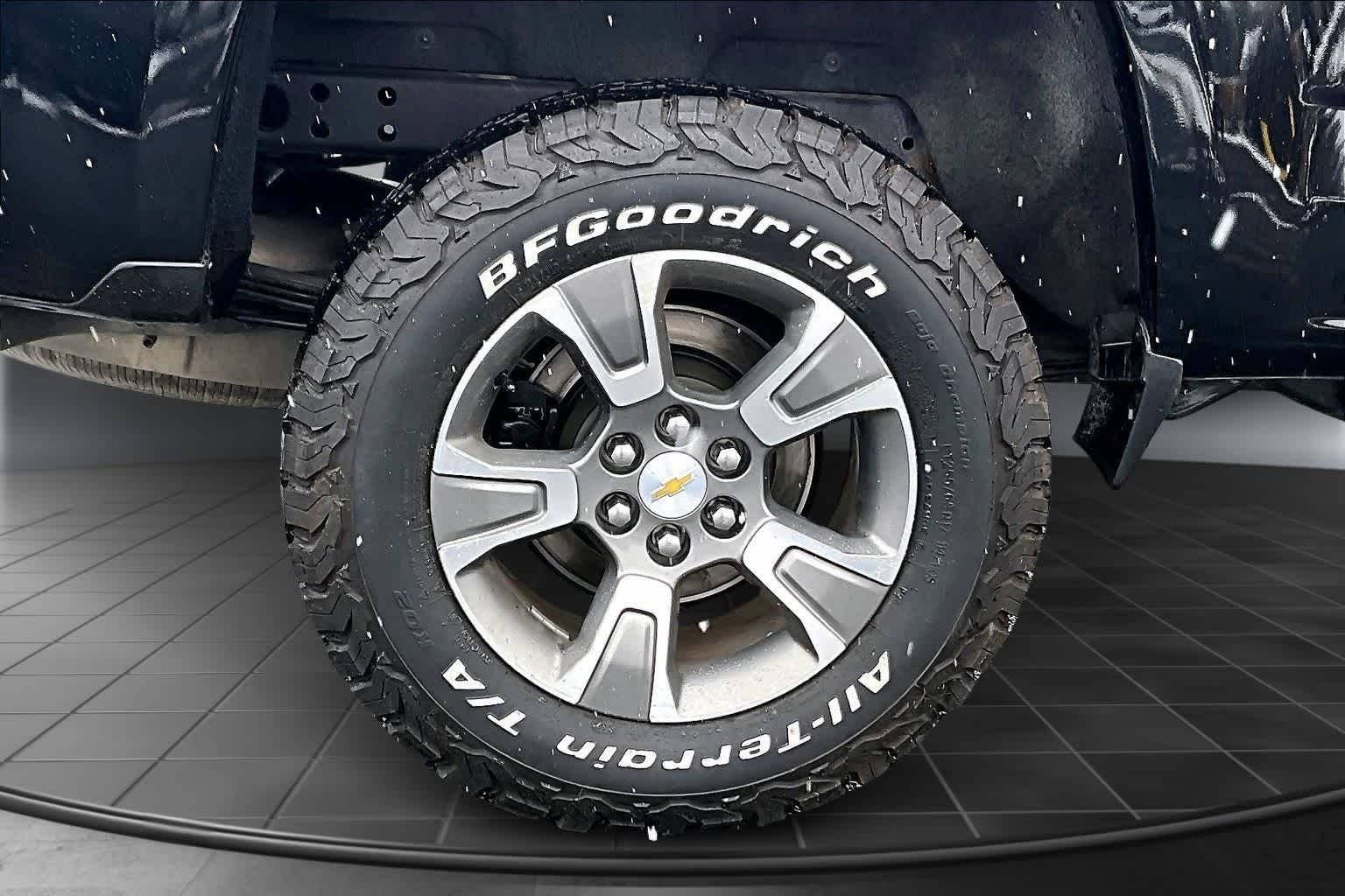 Thumbnail: 2019 Chevrolet Colorado - 35