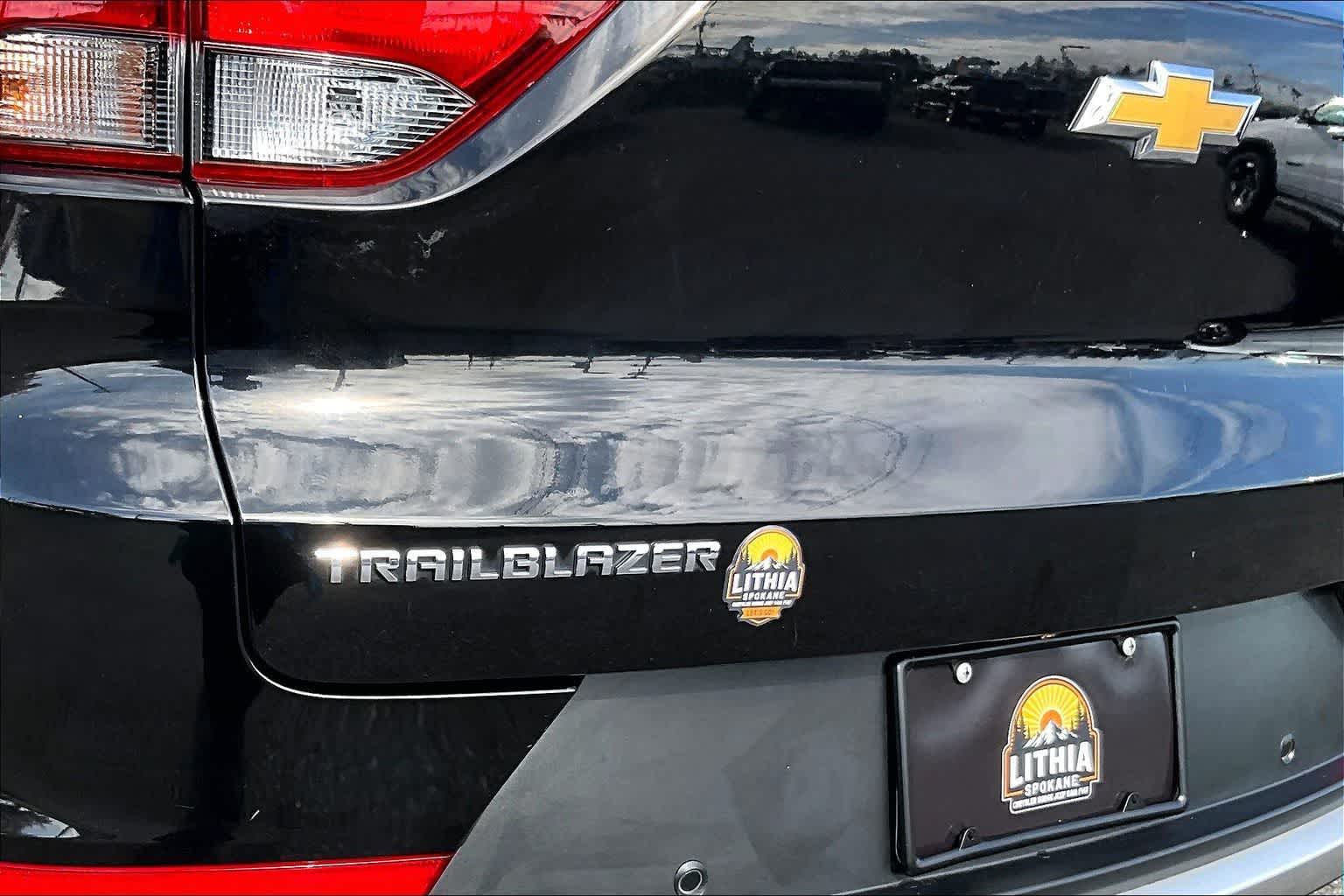 Thumbnail: 2023 Chevrolet TrailBlazer - 6