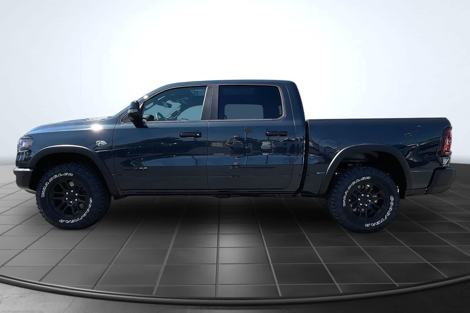 Thumbnail: 2026 RAM 1500 - 3