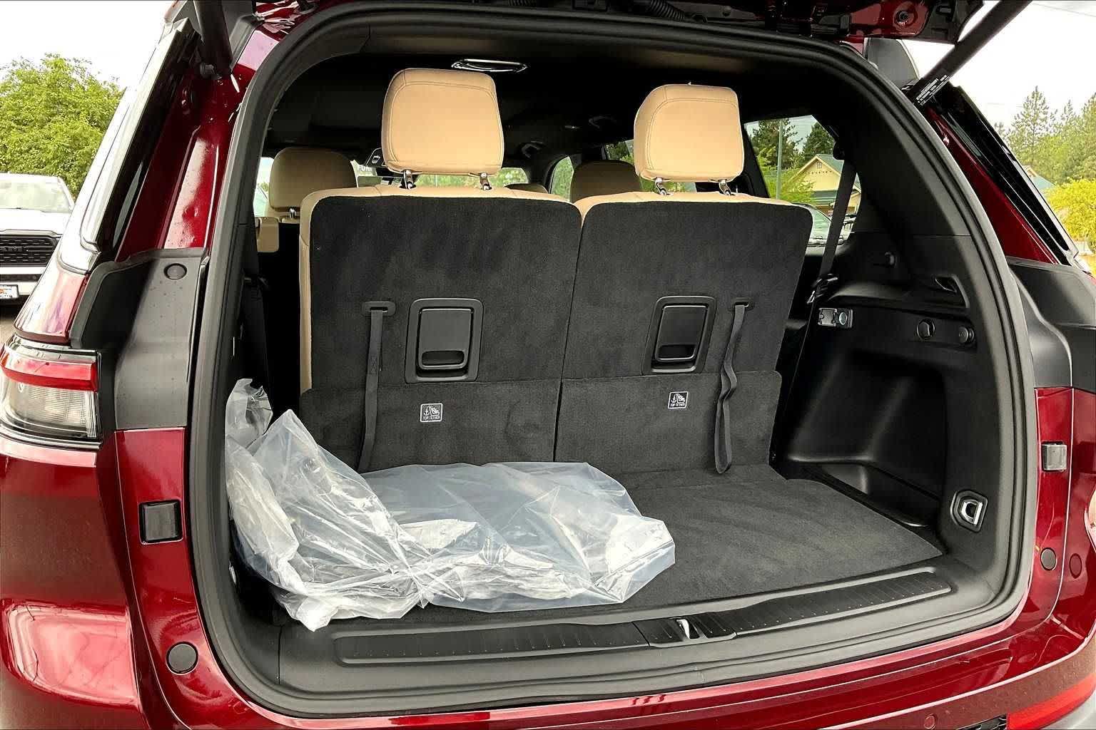 Thumbnail: 2025 Jeep Grand Cherokee L - 19