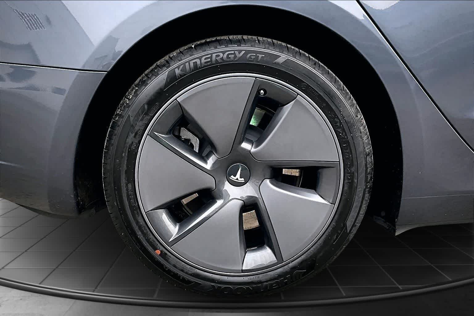 Thumbnail: 2023 Tesla Model 3 - 35