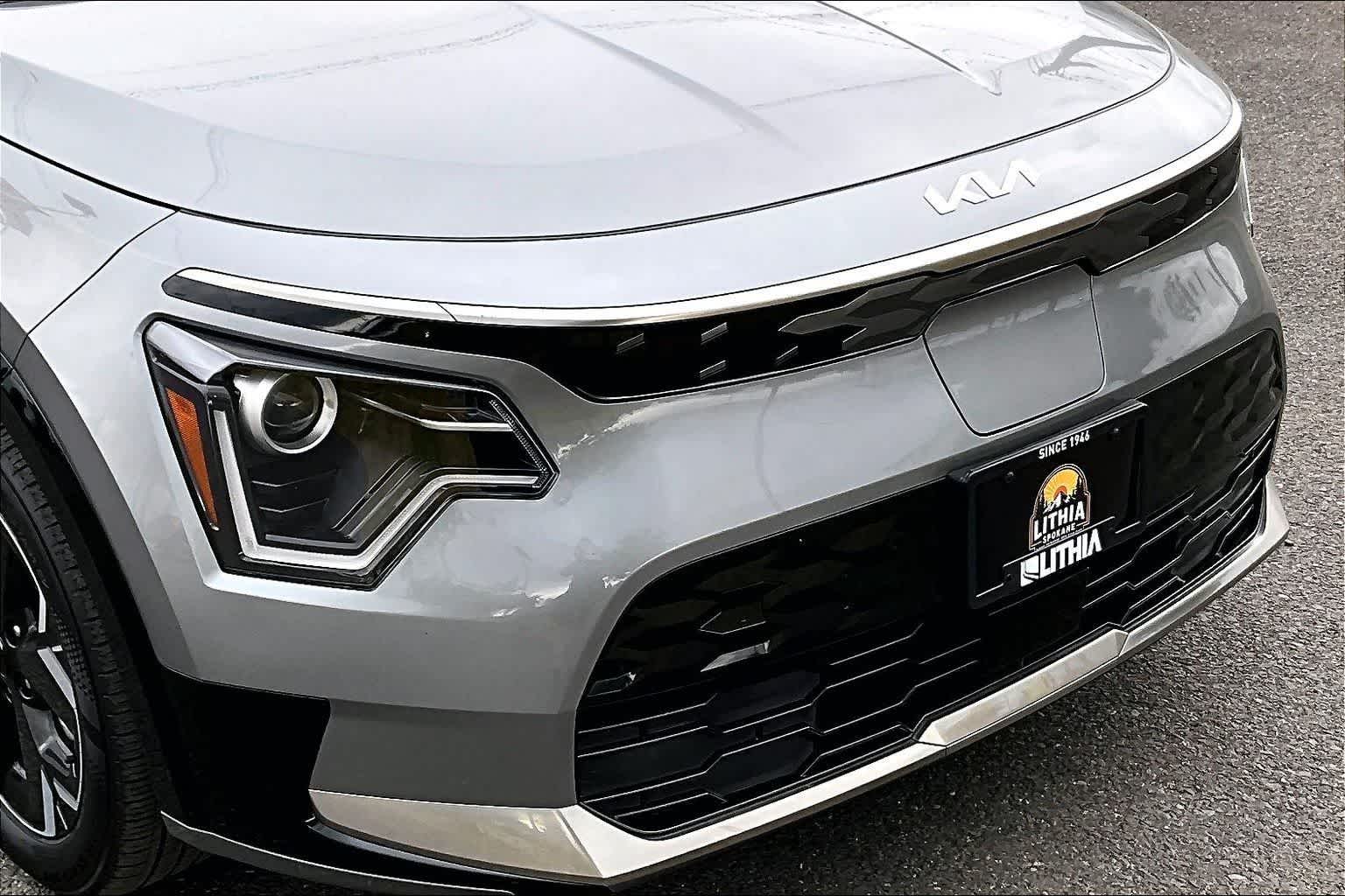 Thumbnail: 2024 Kia Niro - 33
