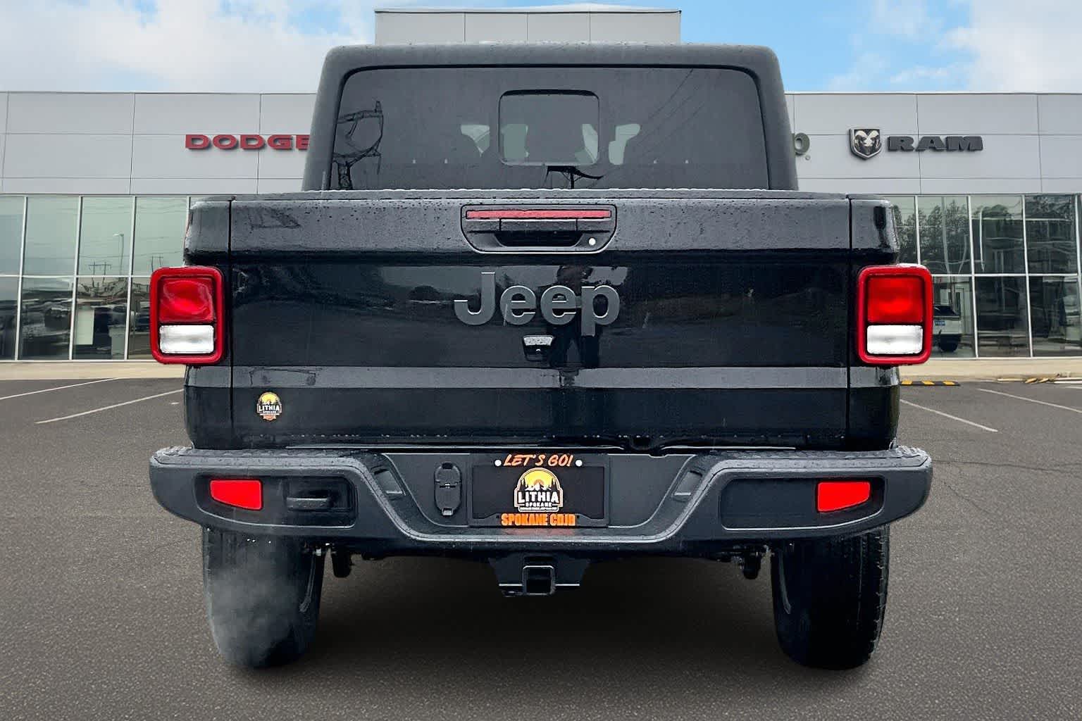 Thumbnail: 2026 Jeep Gladiator - 5