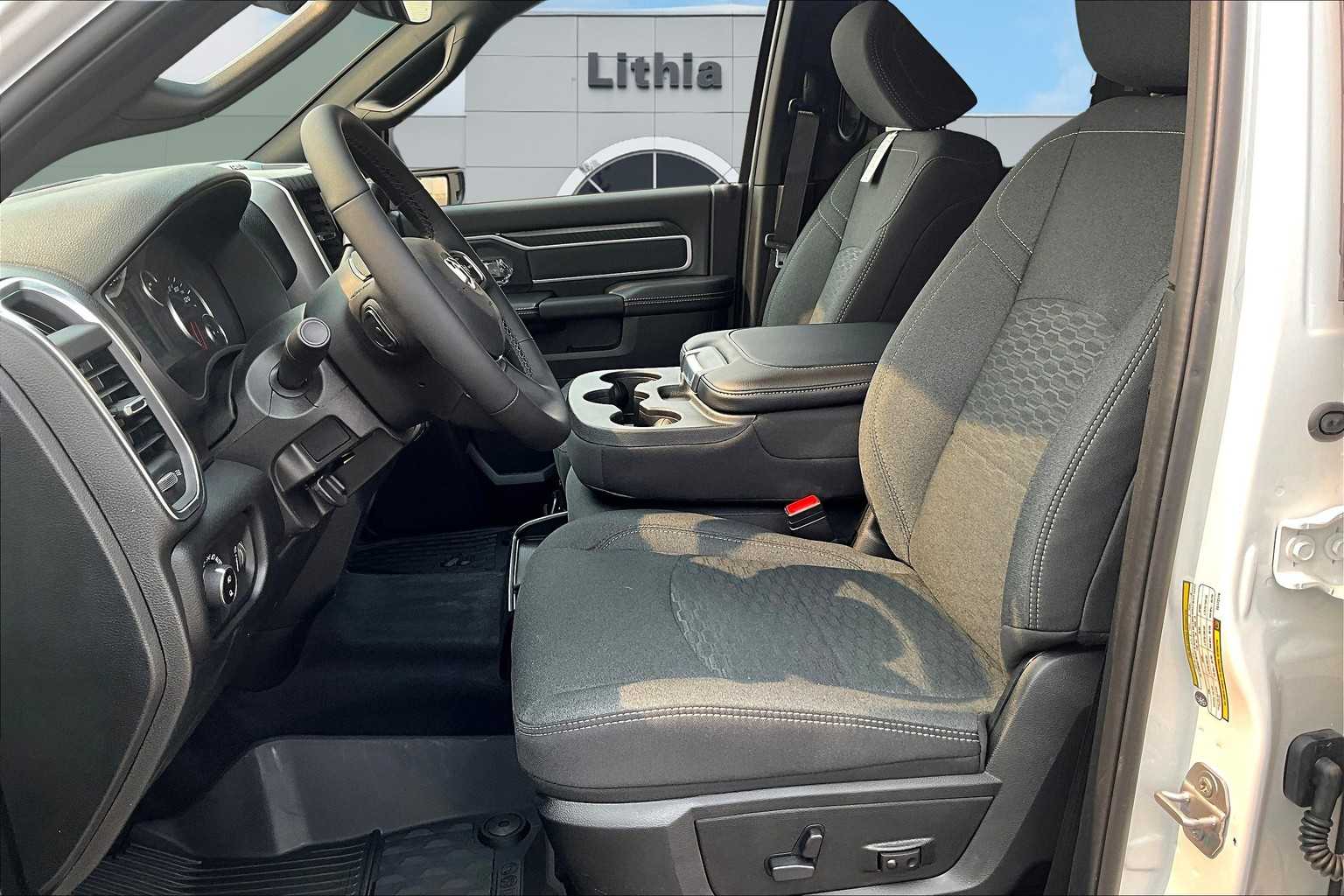 Thumbnail: 2026 RAM 3500 - 11