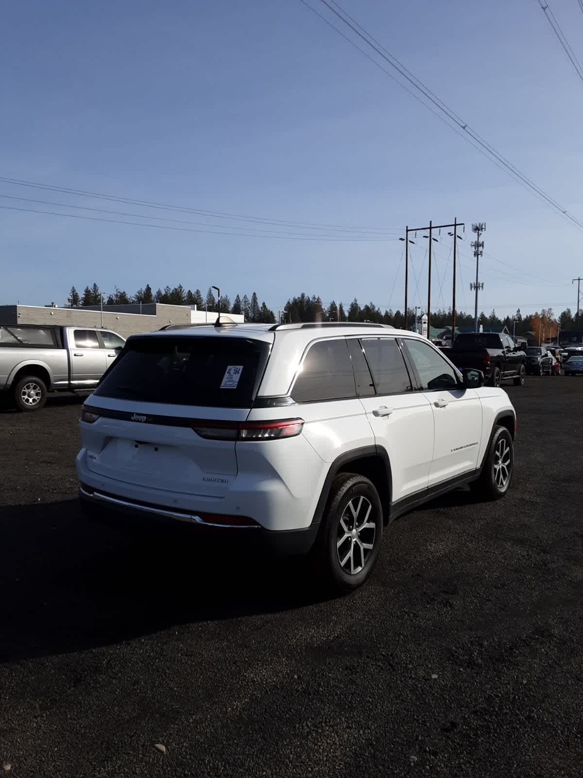 2024 Jeep Grand Cherokee Limited photo 4