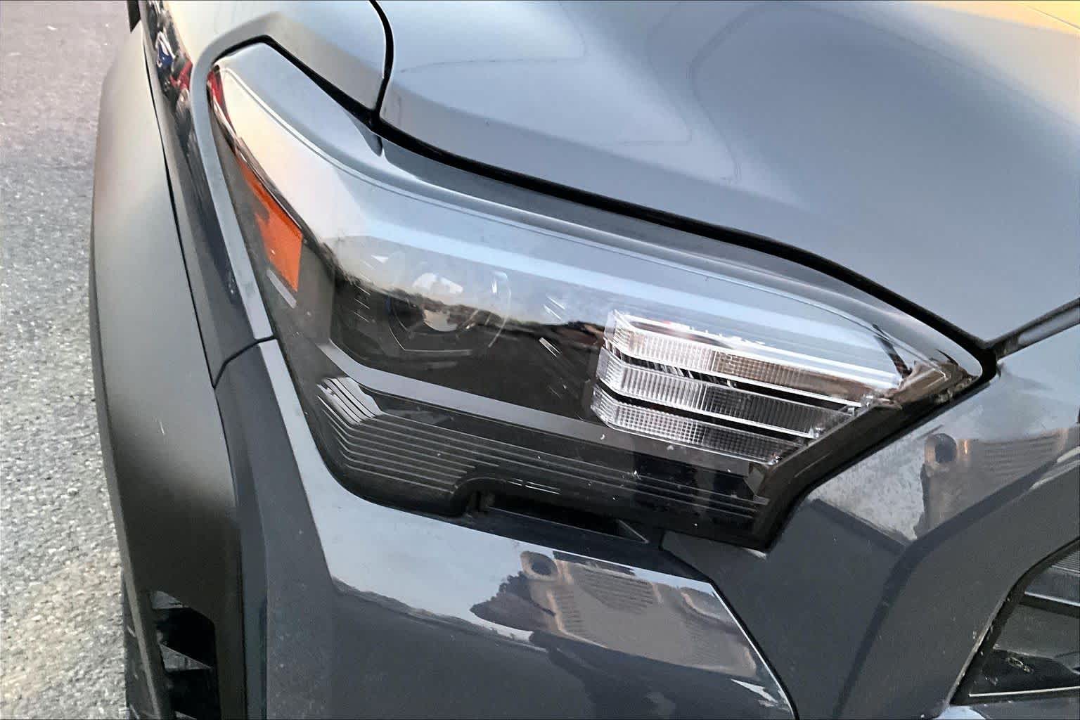 Thumbnail: 2025 Toyota 4Runner - 31