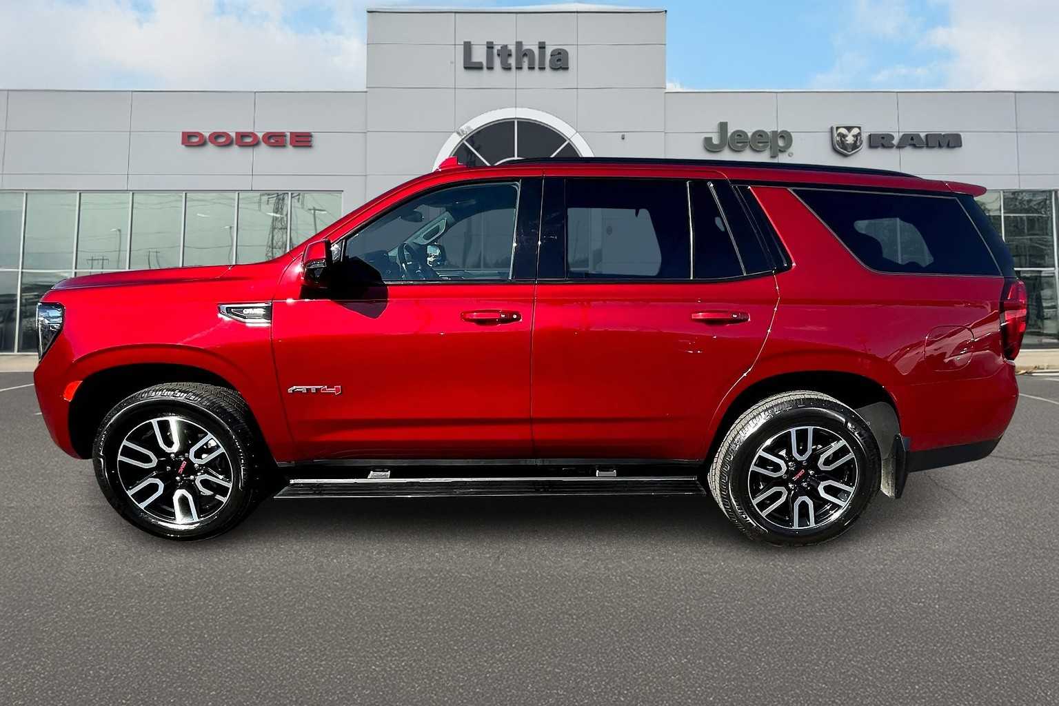 Thumbnail: 2022 GMC Yukon - 3