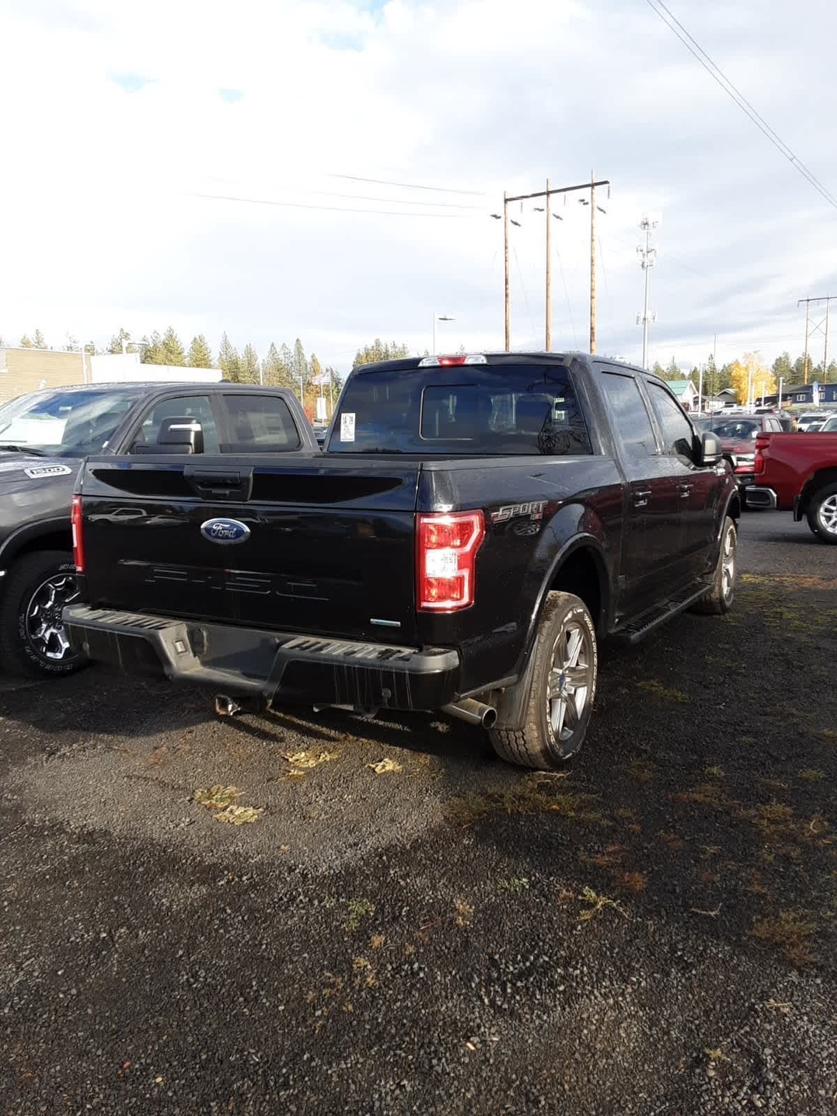 2020 Ford F-150 XLT photo 2