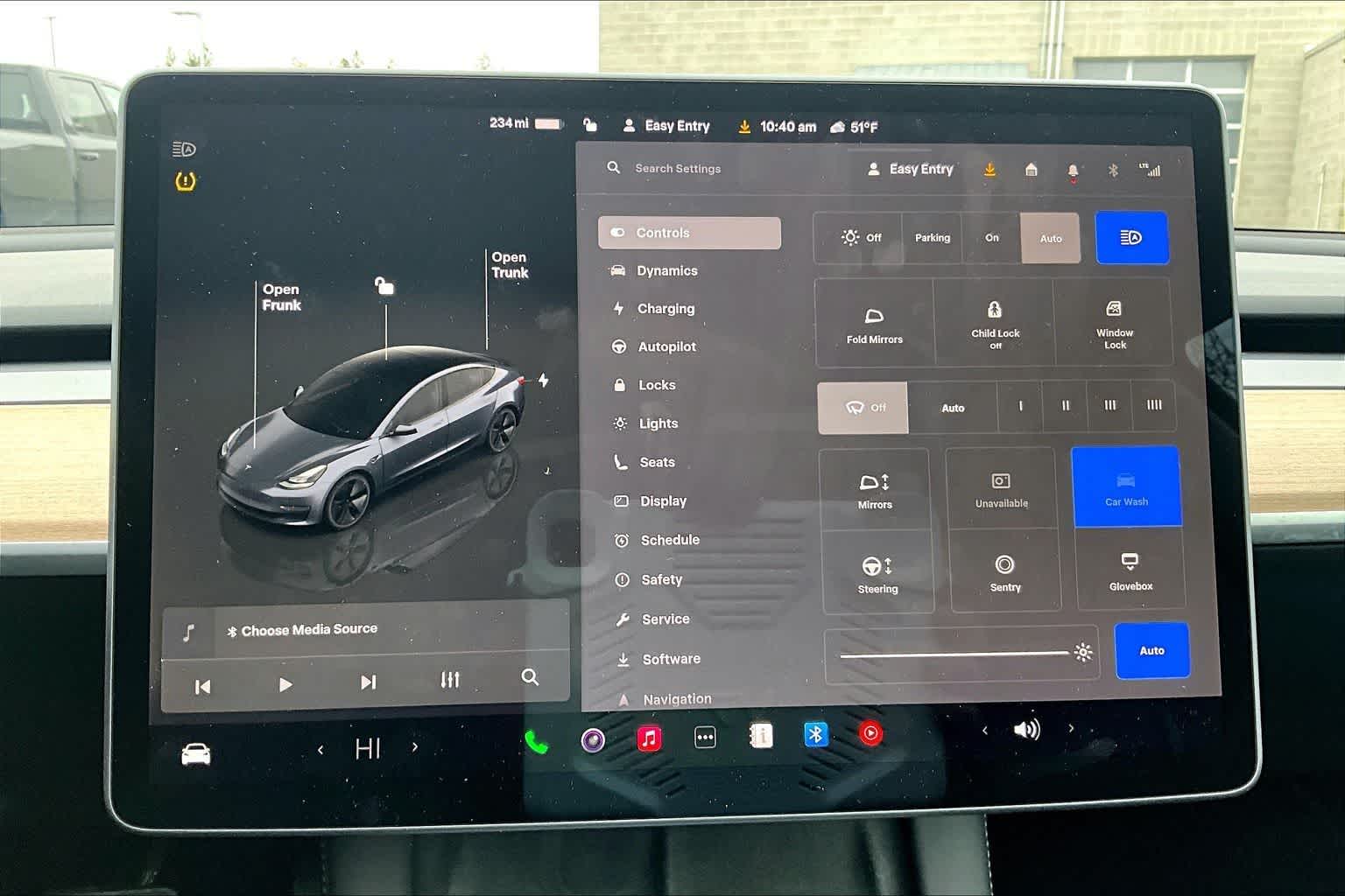 Thumbnail: 2023 Tesla Model 3 - 18