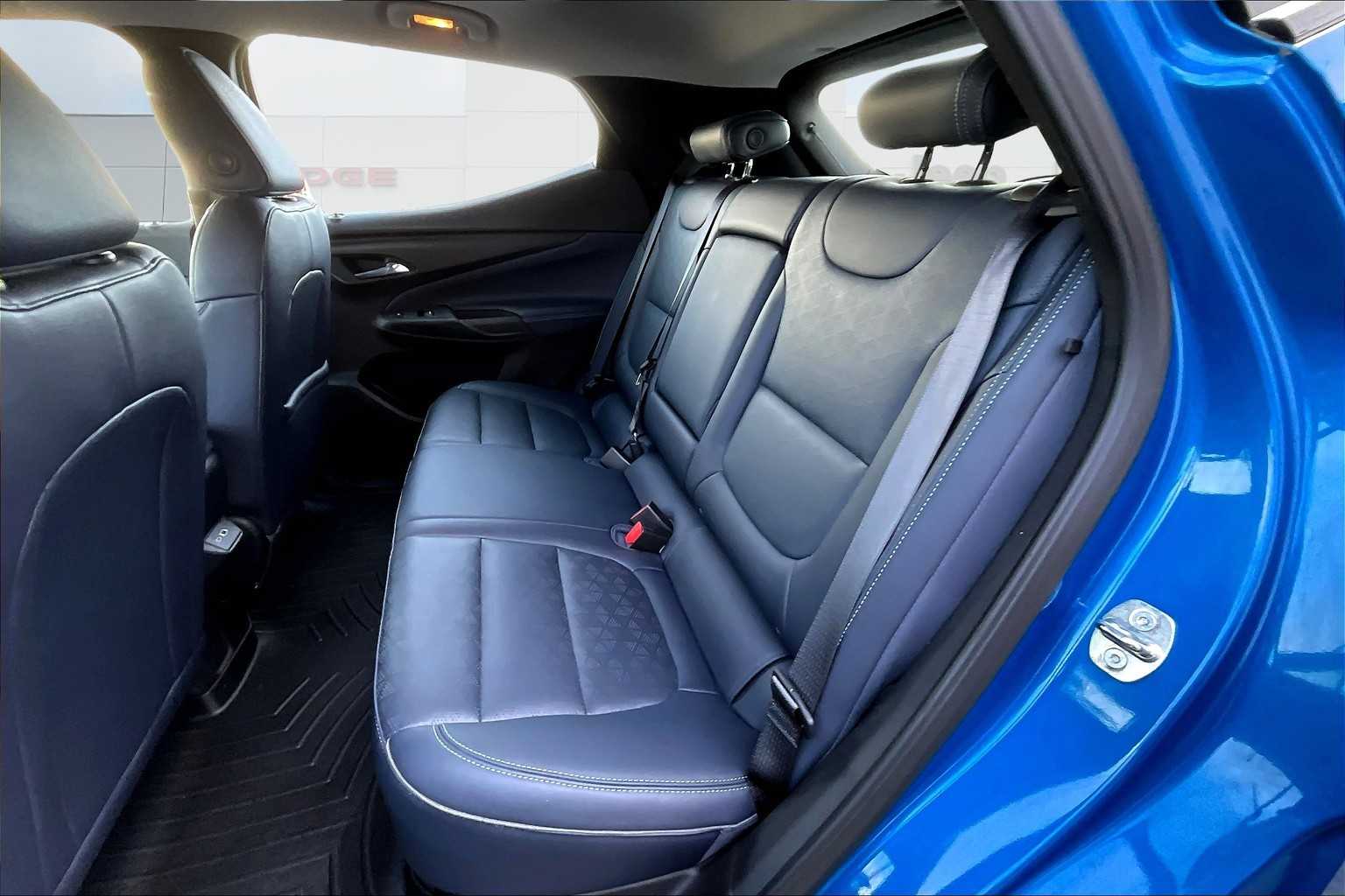 2022 Chevrolet Bolt EUV Premier 11