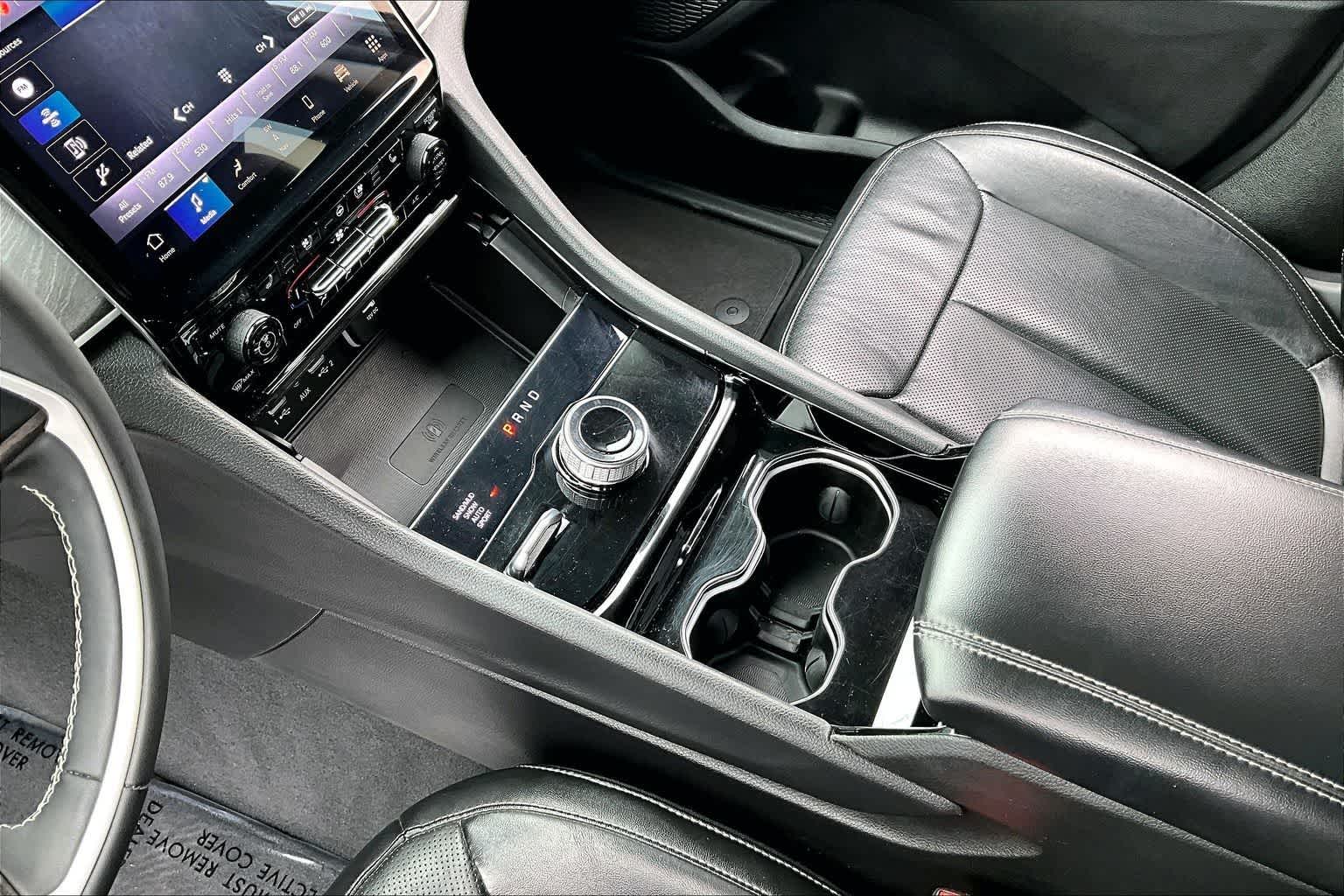 Thumbnail: 2023 Jeep Grand Cherokee L - 17