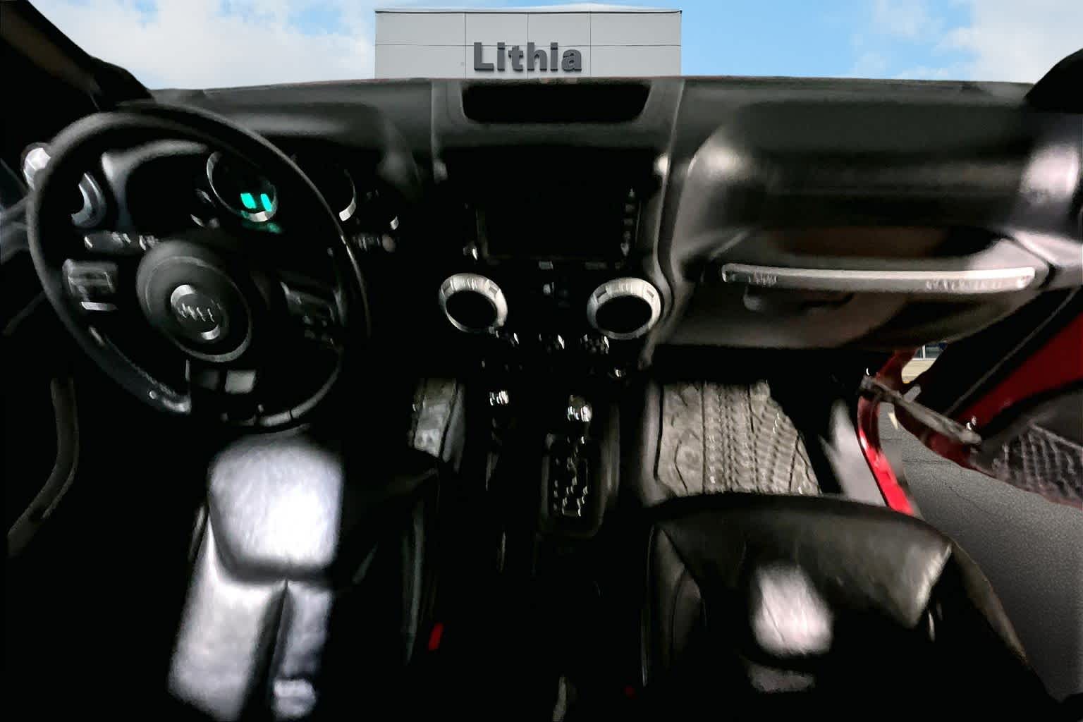 Thumbnail: 2013 Jeep Wrangler - 10