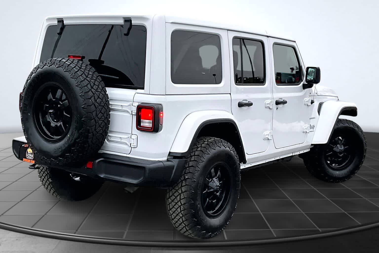 Thumbnail: 2023 Jeep Wrangler - 23