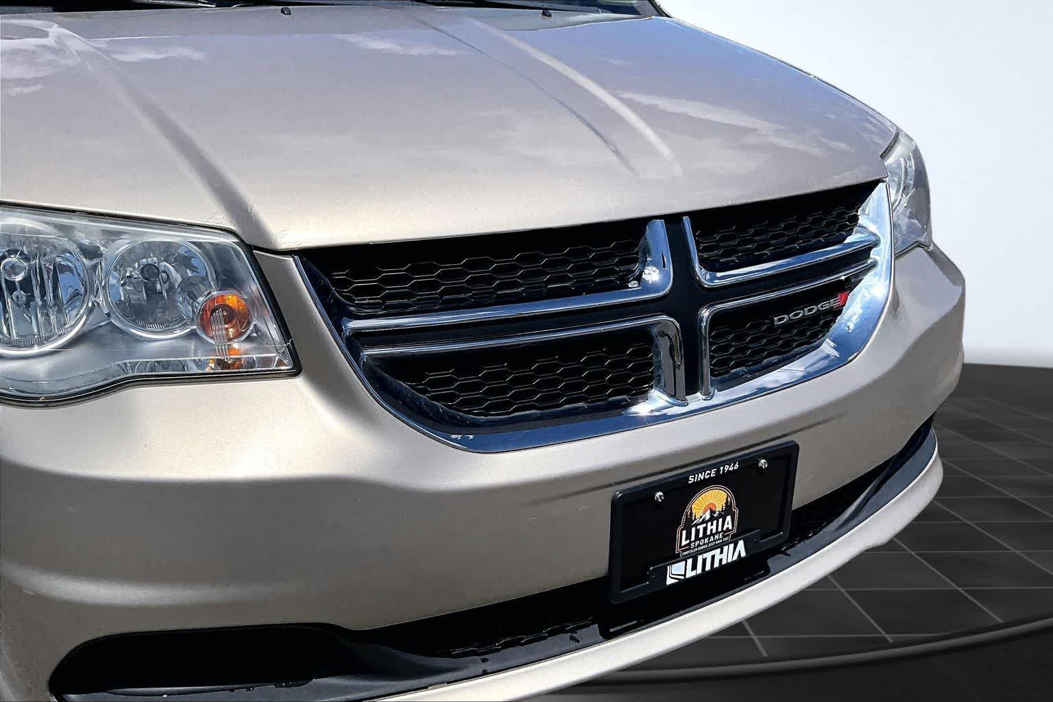 Thumbnail: 2013 Dodge Grand Caravan - 33