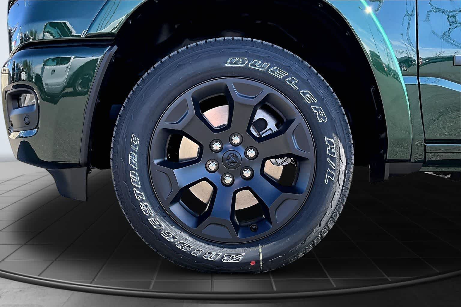 Thumbnail: 2026 RAM 1500 - 8