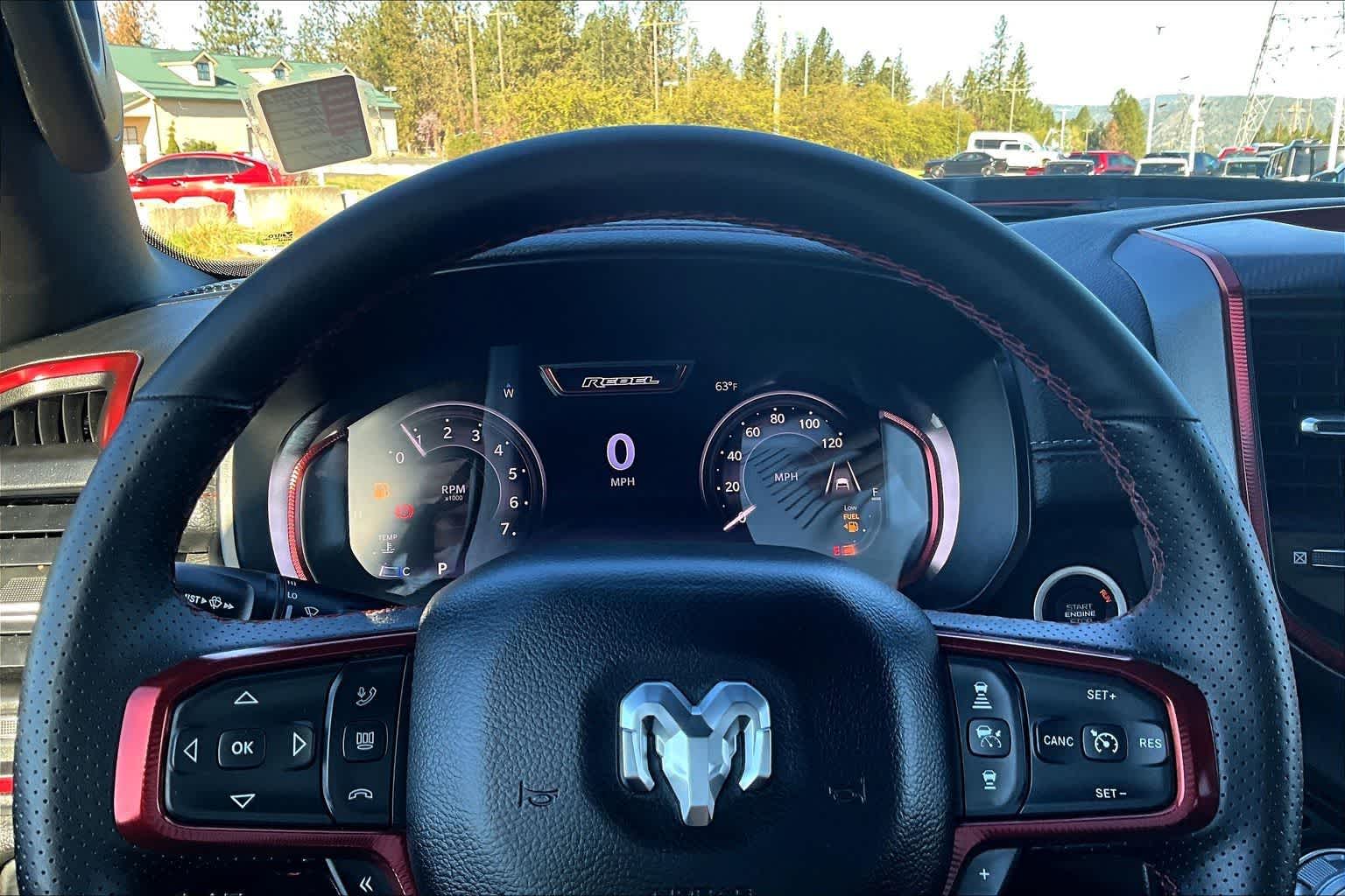 Thumbnail: 2025 RAM 1500 - 18