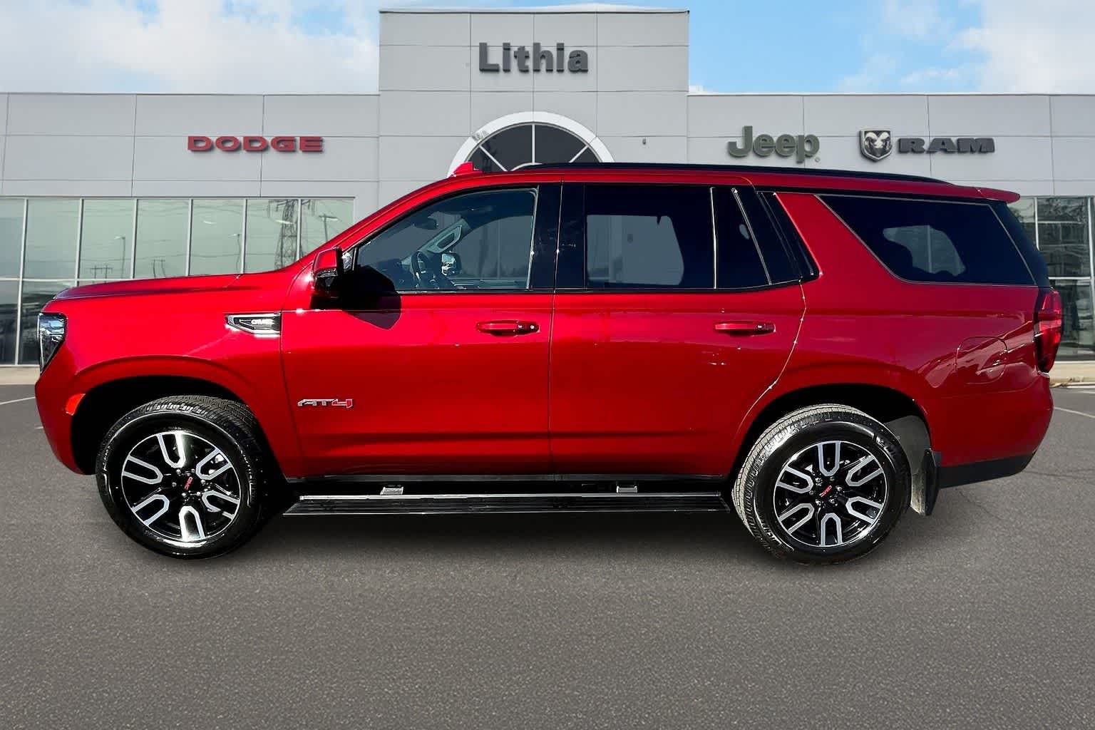 Thumbnail: 2022 GMC Yukon - 3