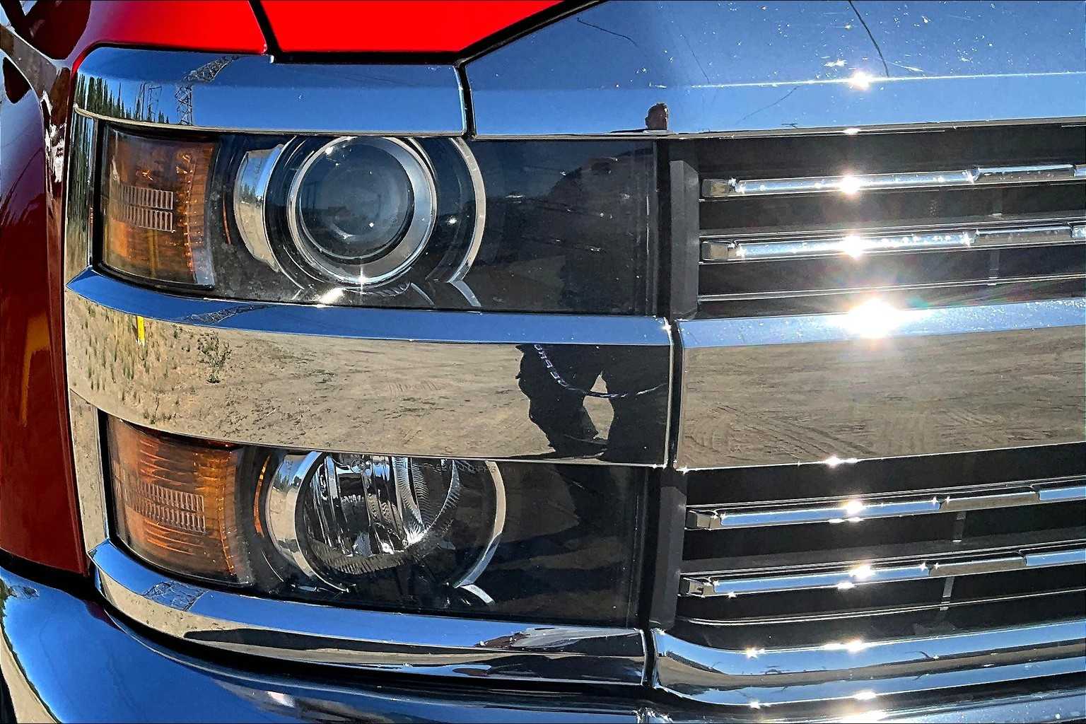 Thumbnail: 2015 Chevrolet Silverado 2500 - 31