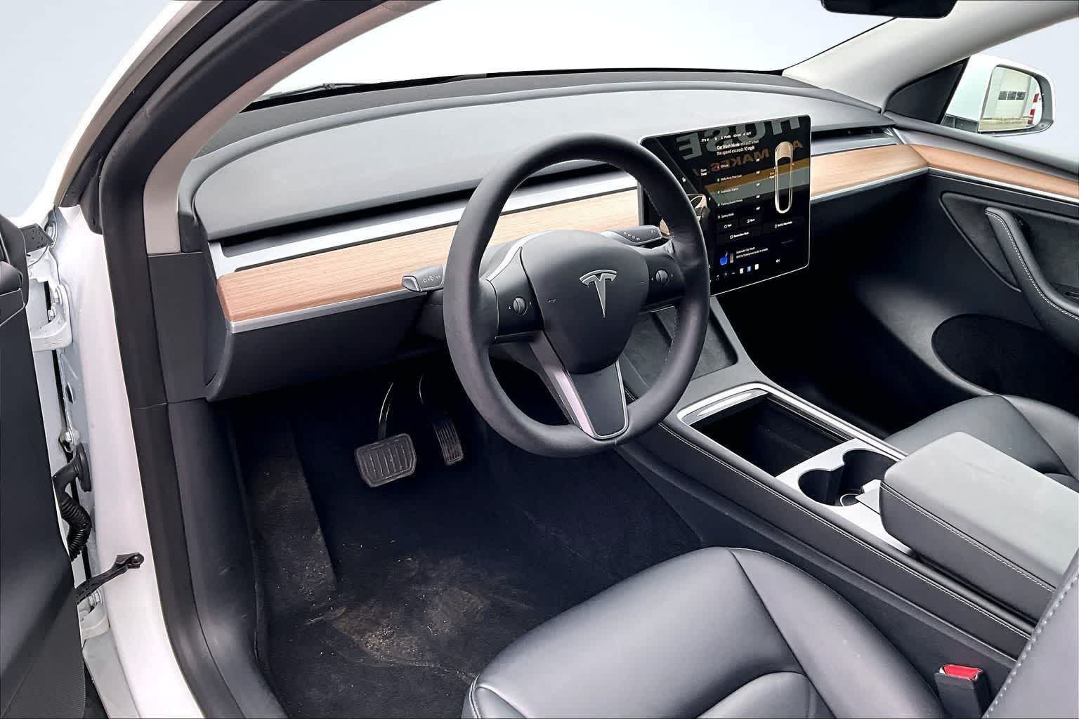 Thumbnail: 2023 Tesla Model Y - 2