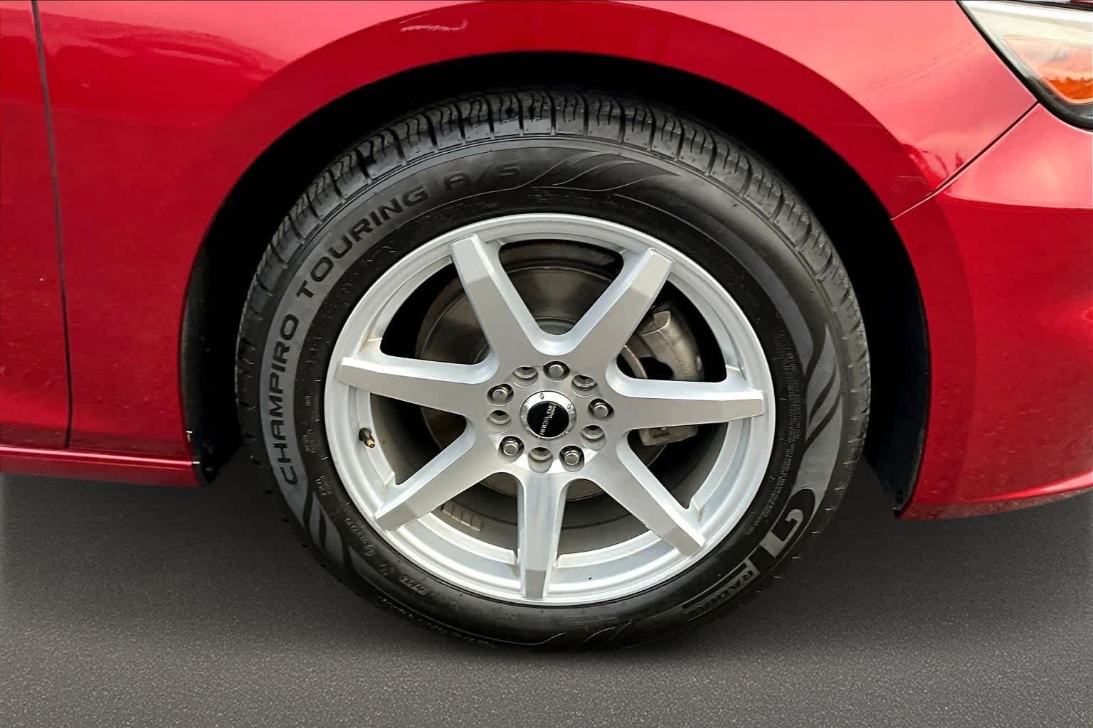 Thumbnail: 2018 Chevrolet Malibu - 34