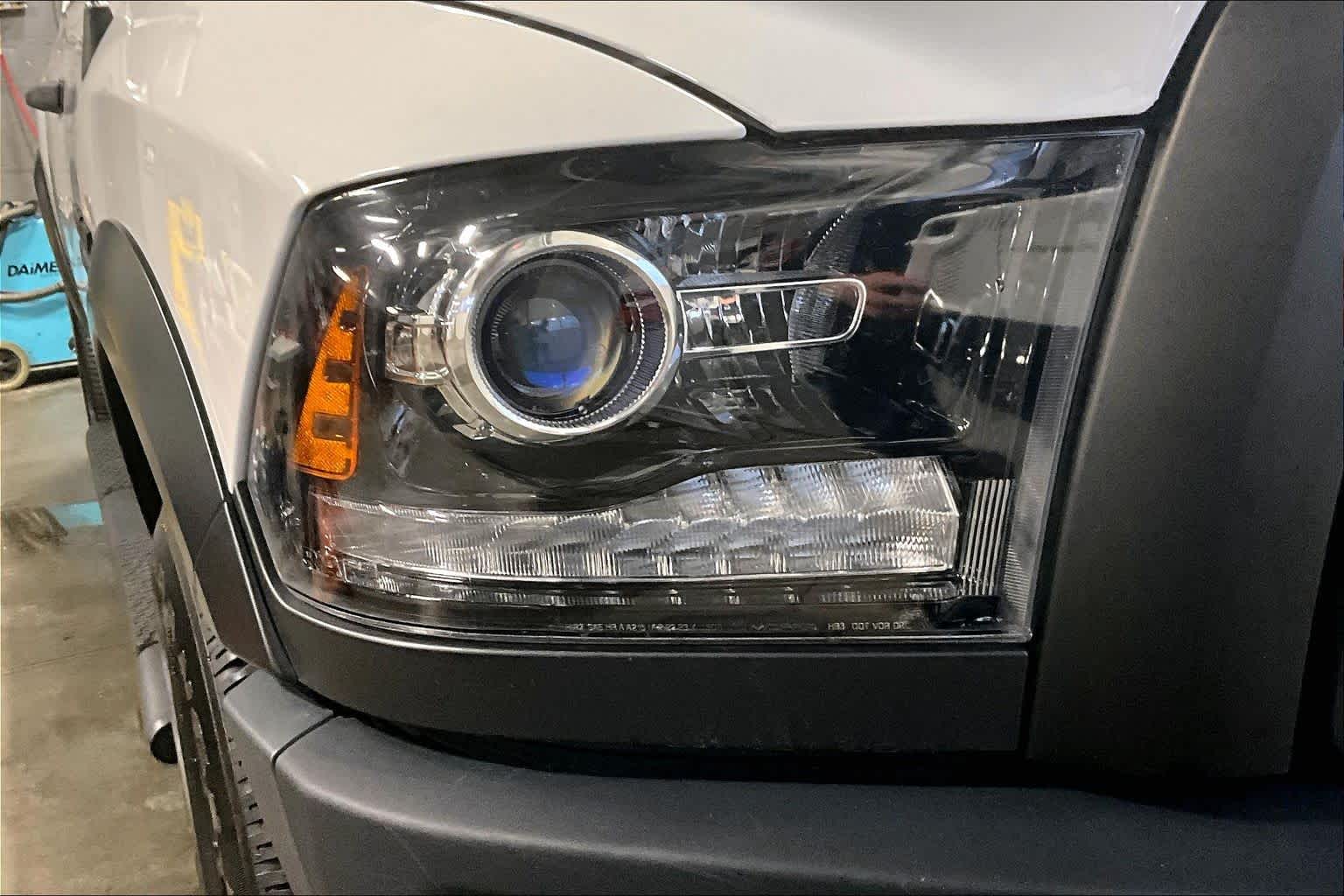 Thumbnail: 2020 RAM 1500 Classic - 31