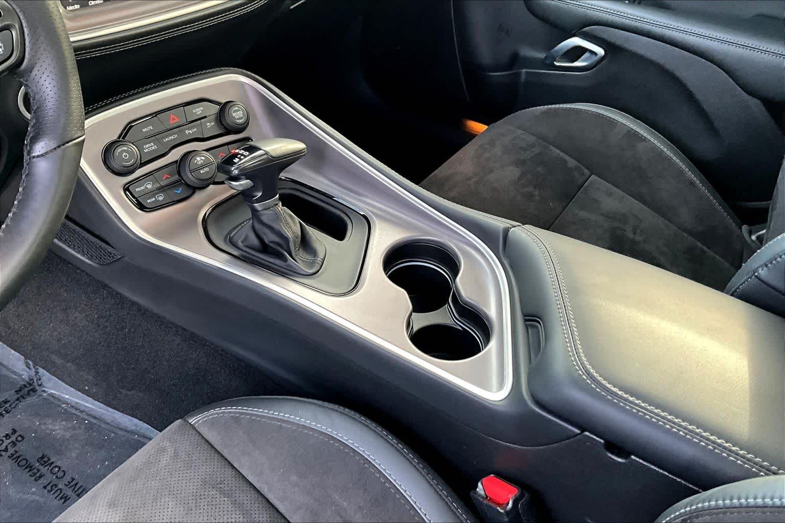 Thumbnail: 2022 Dodge Challenger - 16