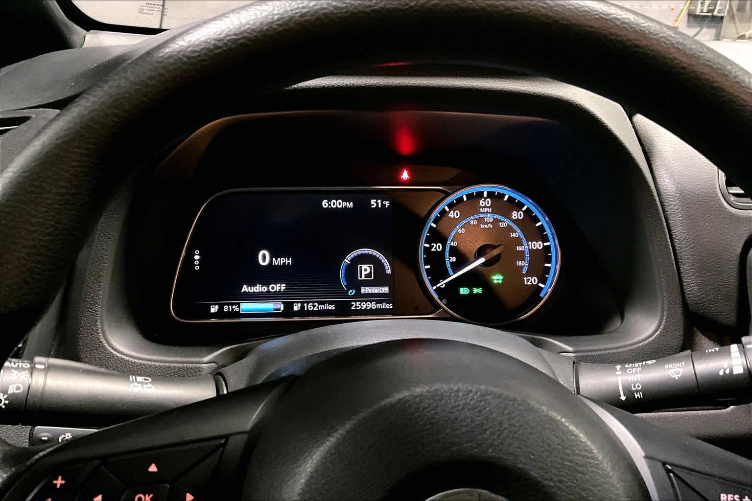 Thumbnail: 2022 Nissan Leaf - 18