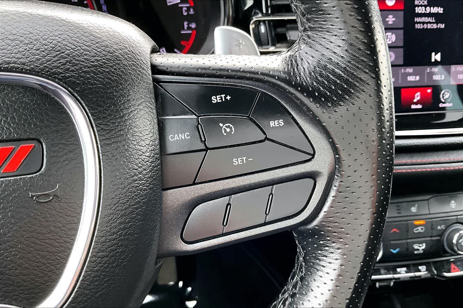 Thumbnail: 2022 Dodge Durango - 26