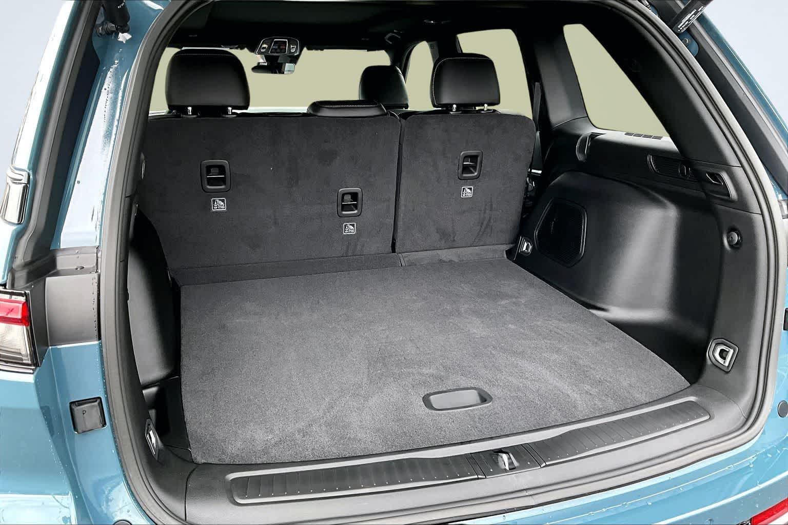 Thumbnail: 2026 Jeep Grand Cherokee - 19