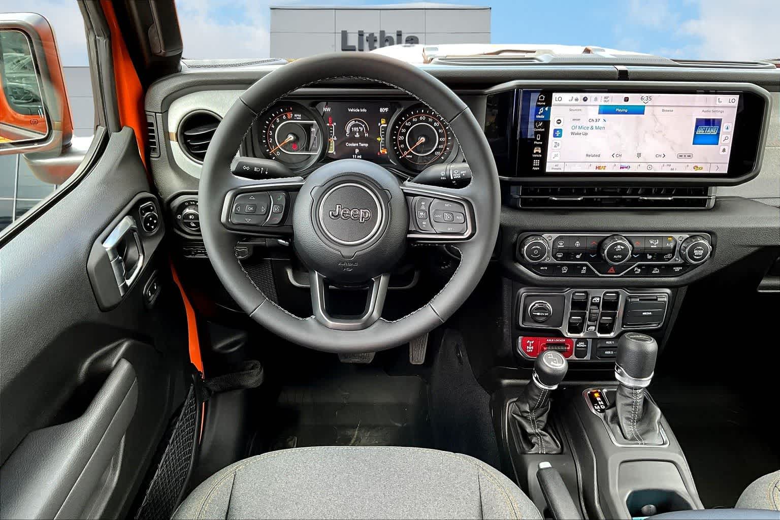 Thumbnail: 2025 Jeep Gladiator - 15