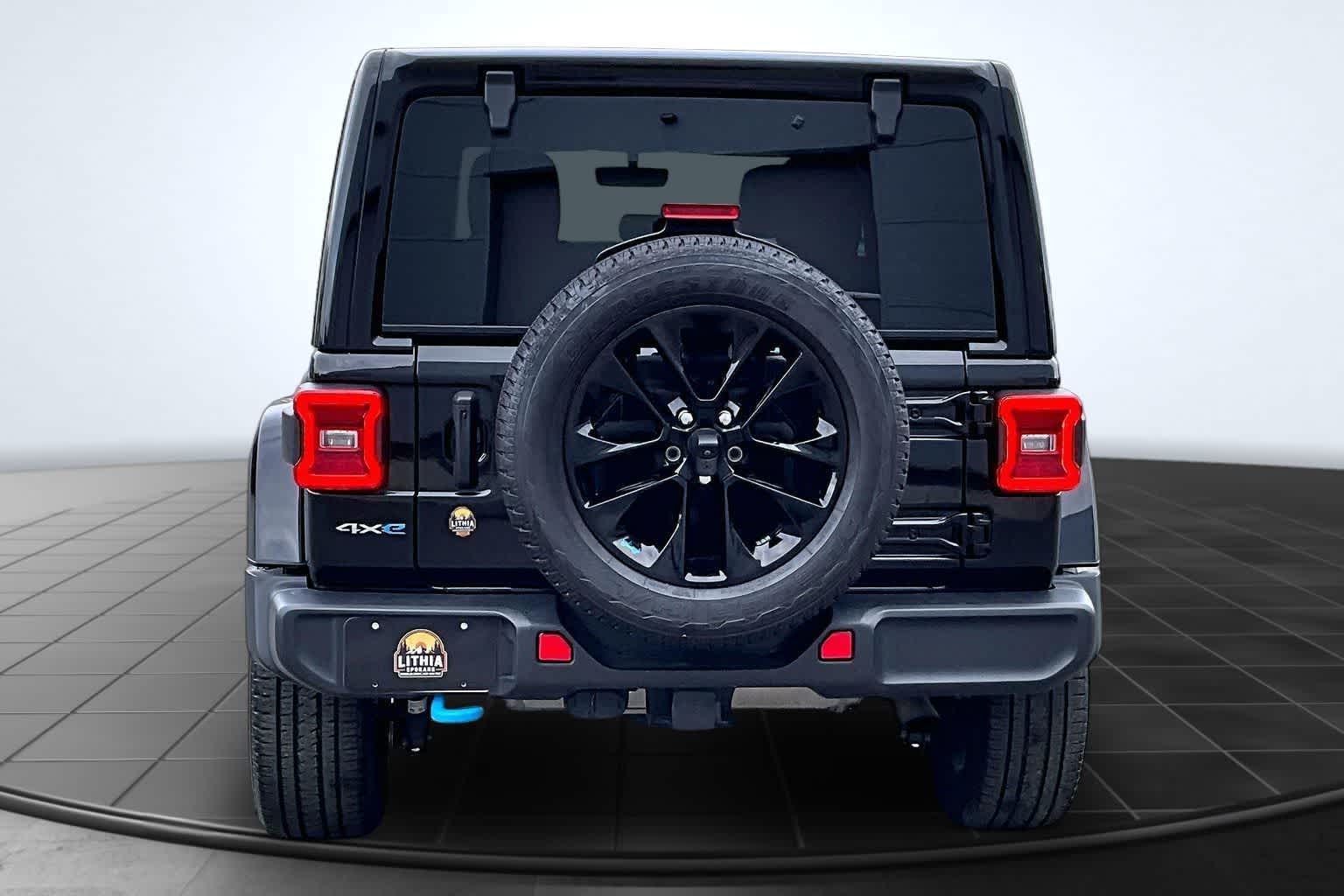 Thumbnail: 2023 Jeep Wrangler - 4