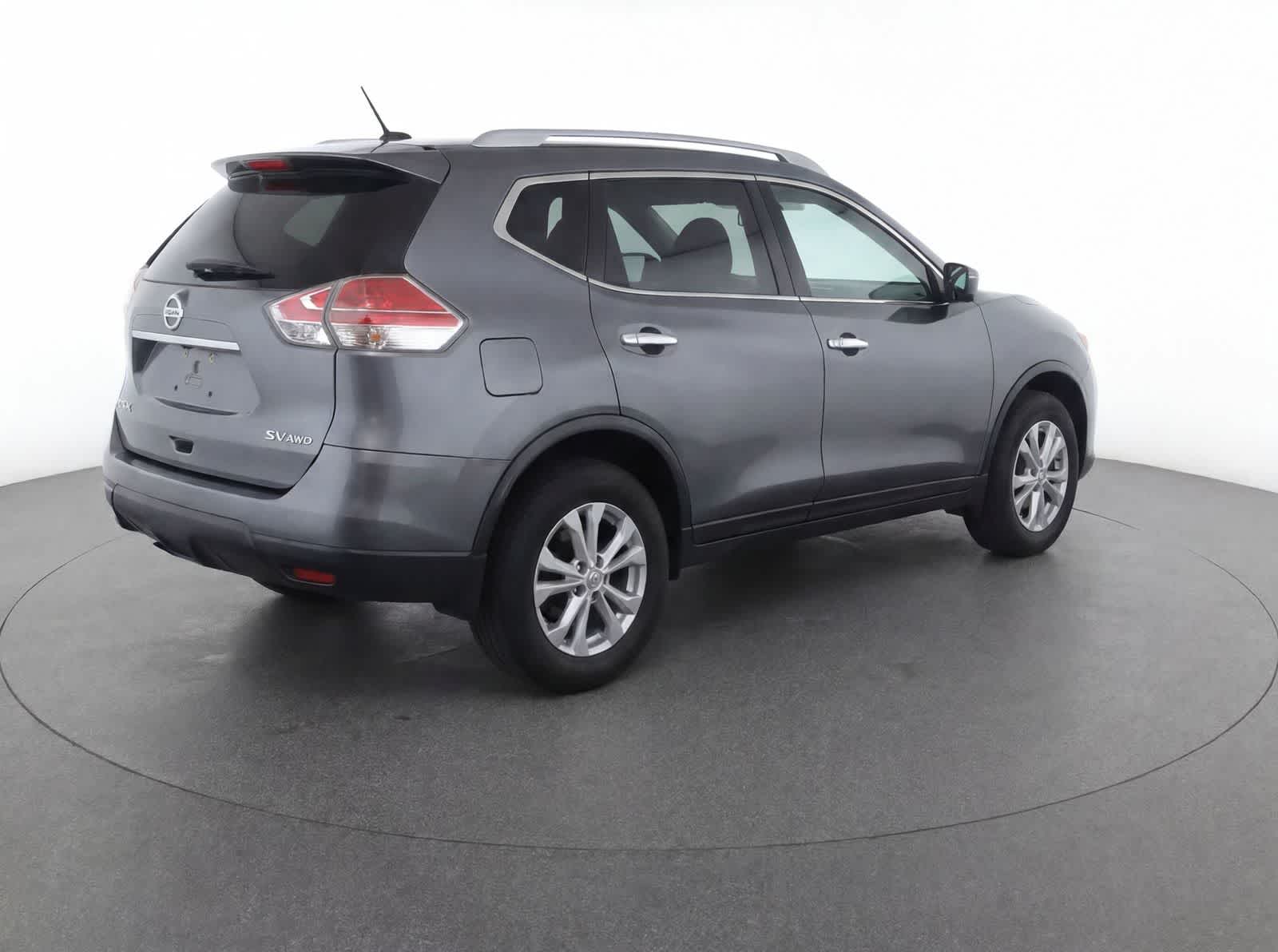Thumbnail: 2015 Nissan Rogue - 3