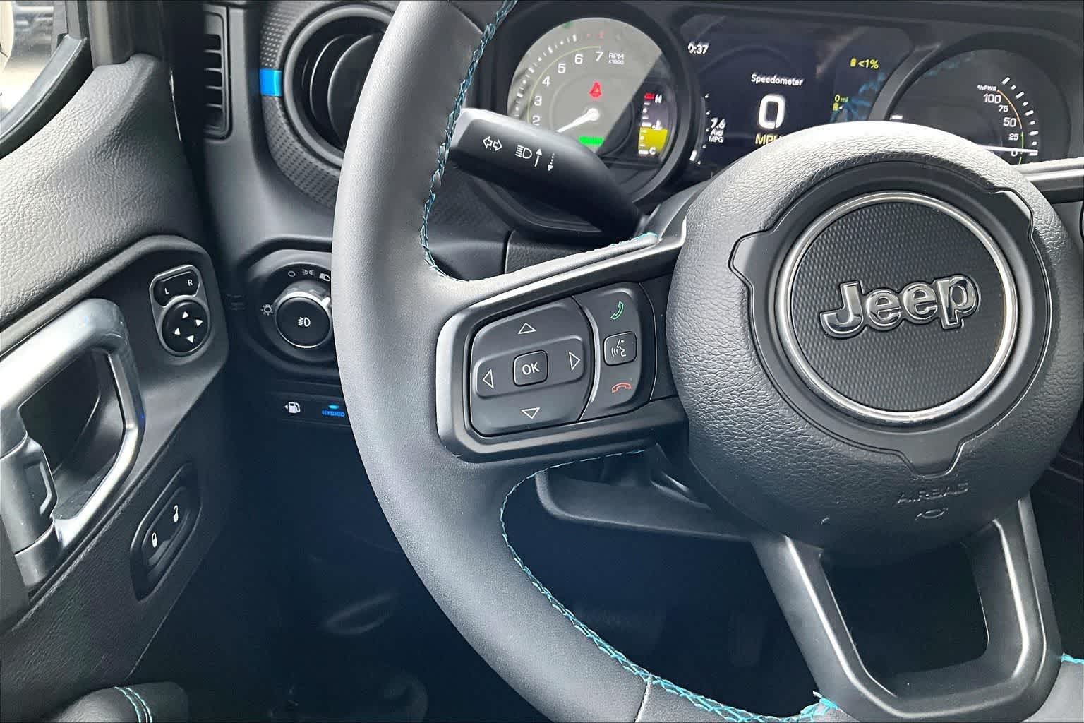 Thumbnail: 2024 Jeep Wrangler - 25