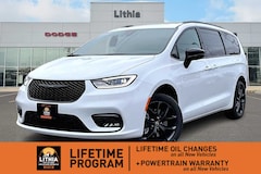 2026 Chrysler Pacifica Limited Passenger Van