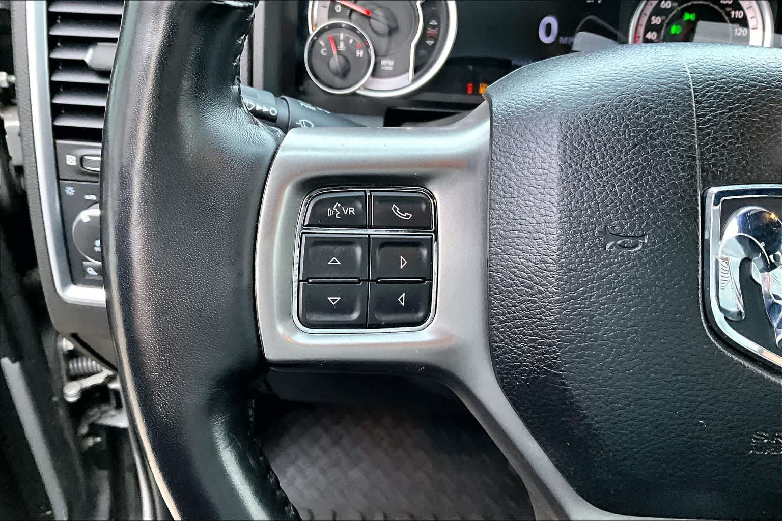 Thumbnail: 2022 RAM 1500 Classic - 25