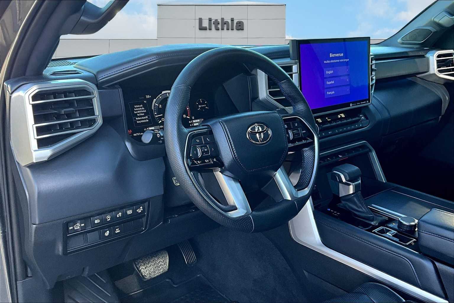 2022 Toyota Tundra Platinum photo 2