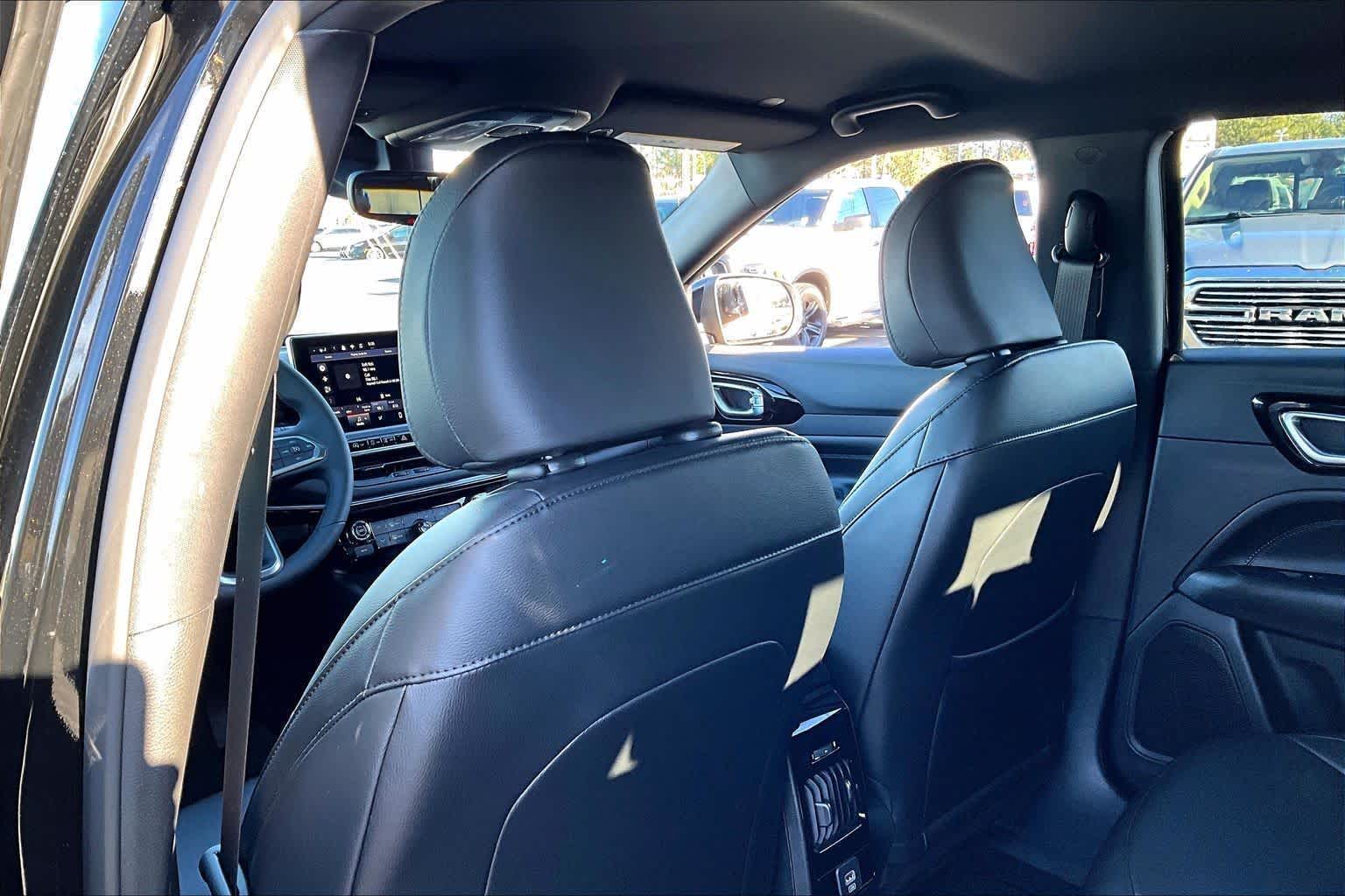 Thumbnail: 2026 Jeep Compass - 12