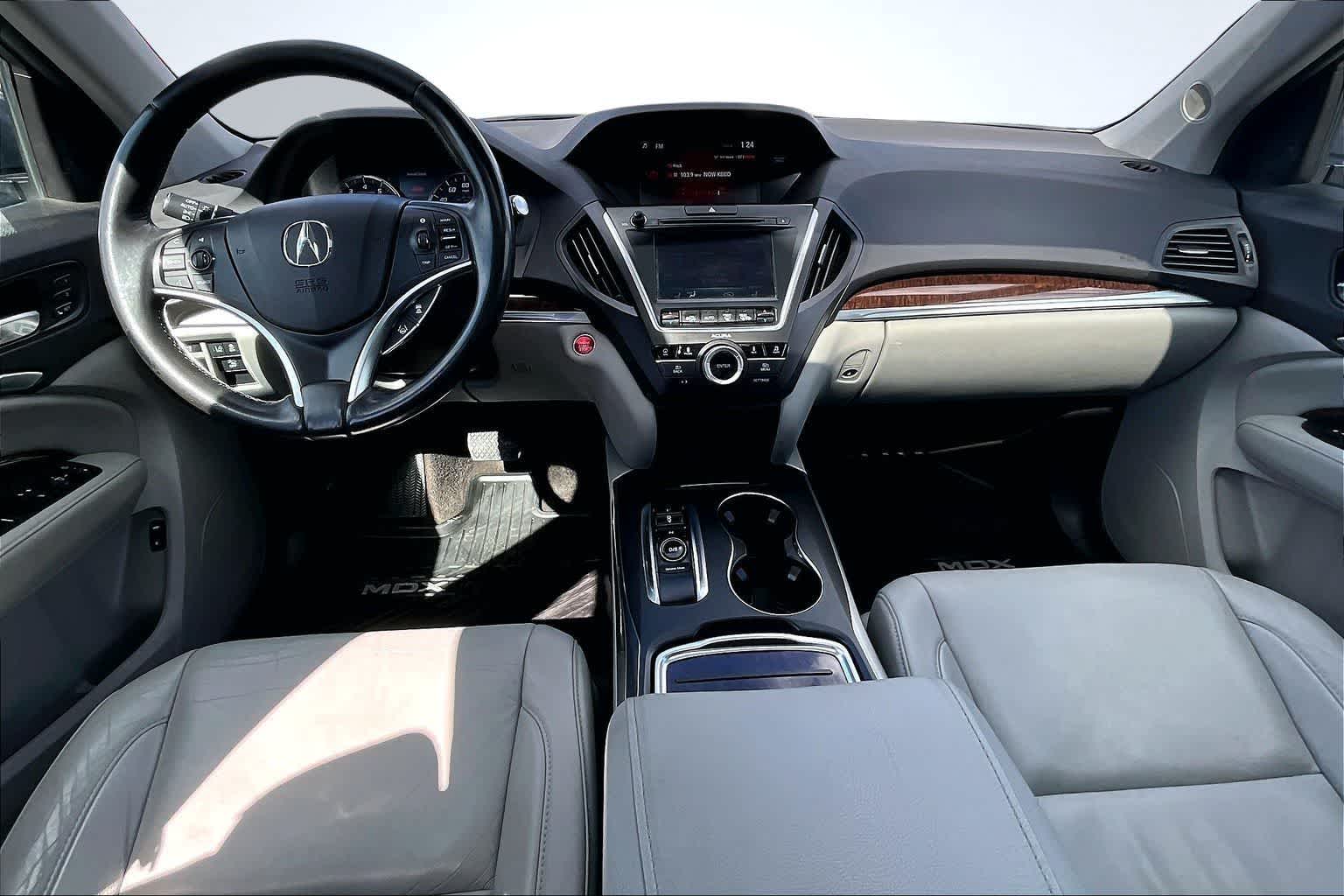 Thumbnail: 2017 Acura MDX - 10