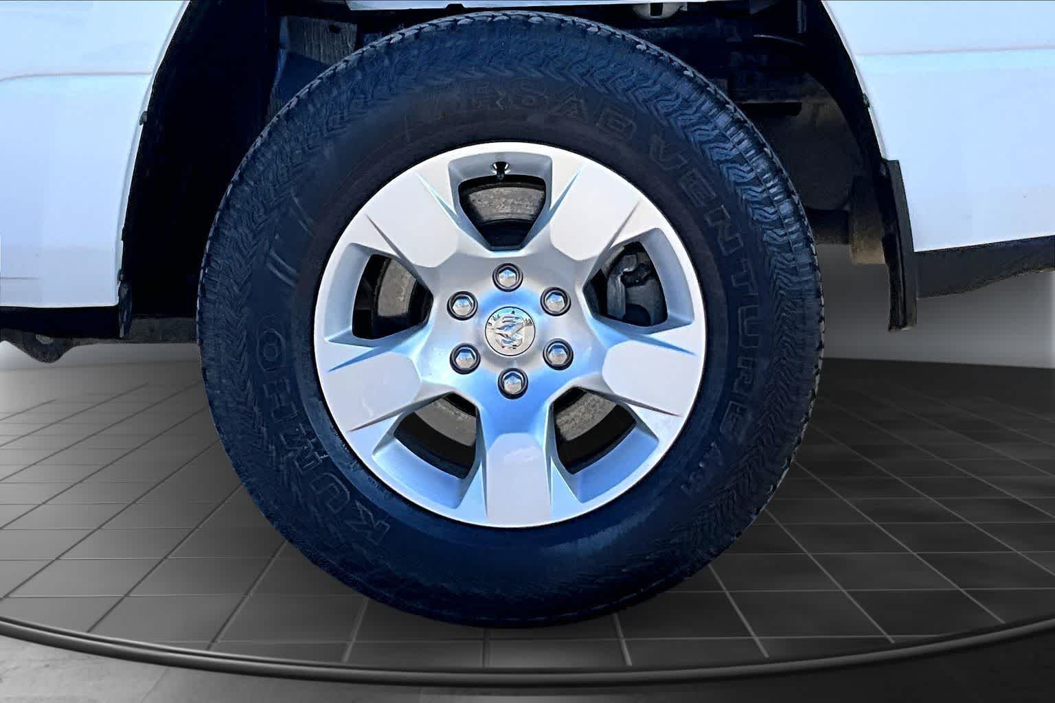 Thumbnail: 2021 RAM 1500 - 36