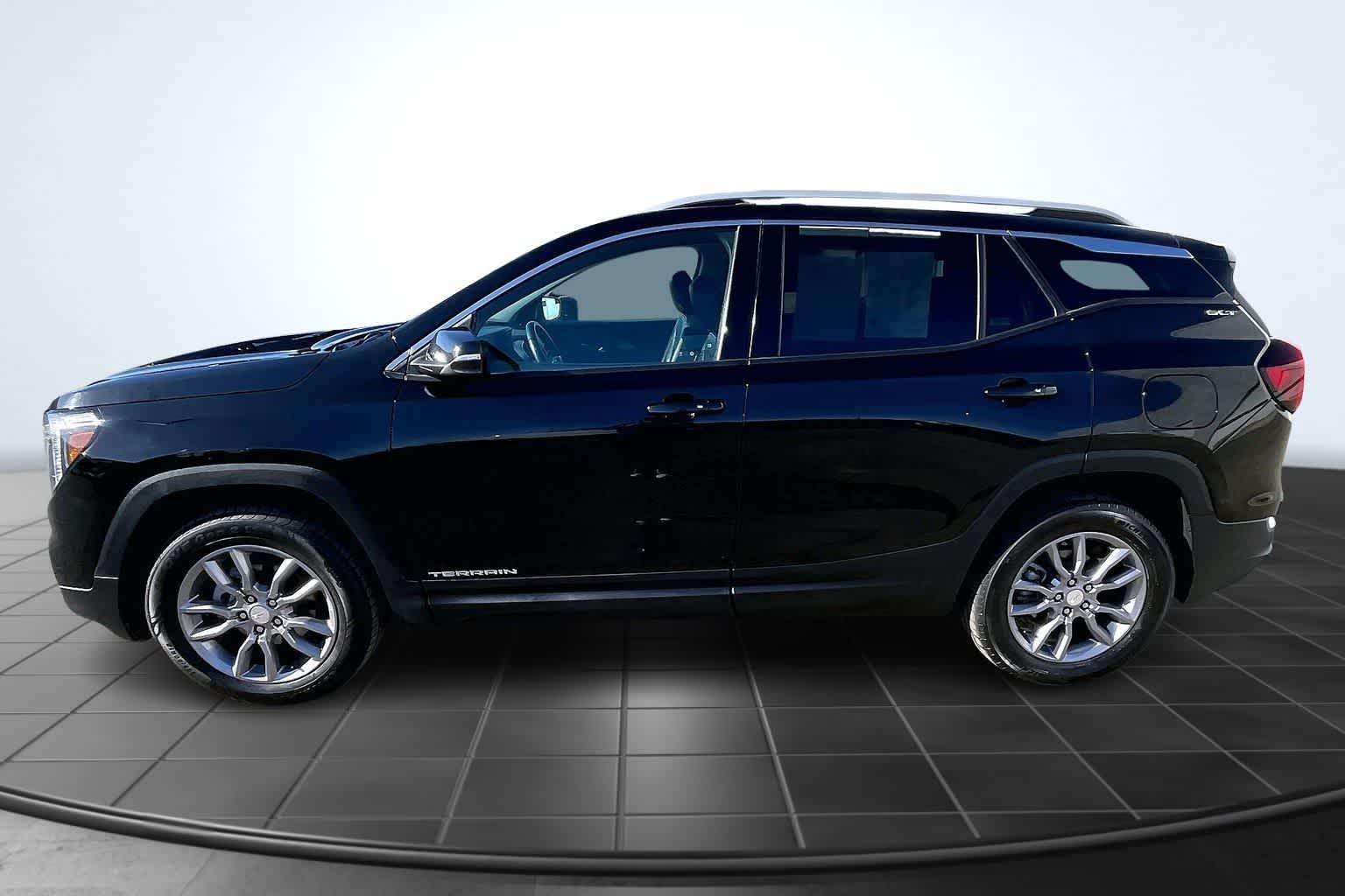 Thumbnail: 2024 GMC Terrain - 3