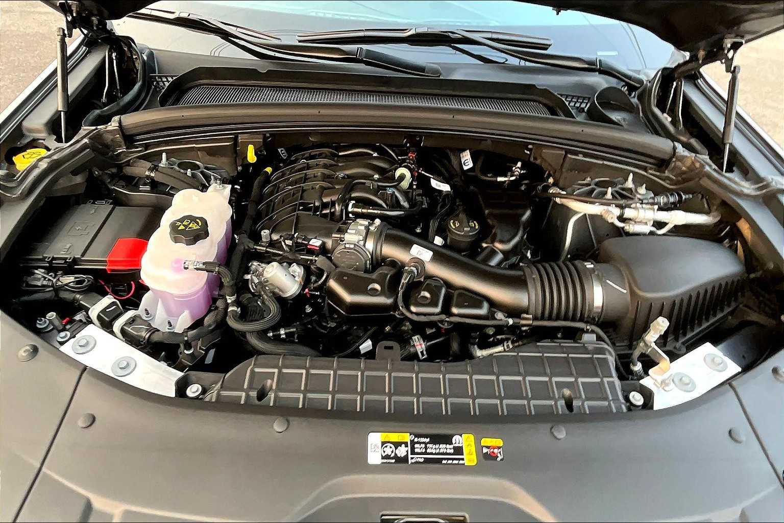 Thumbnail: 2025 Jeep Grand Cherokee L - 9