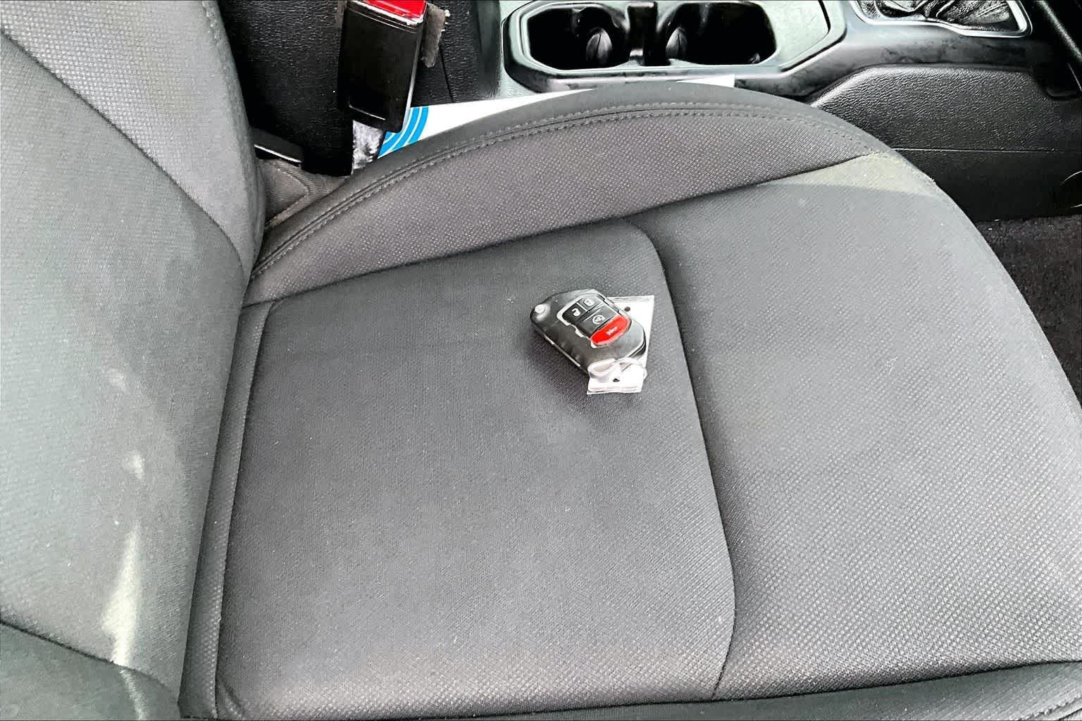 Thumbnail: 2021 Jeep Wrangler - 20