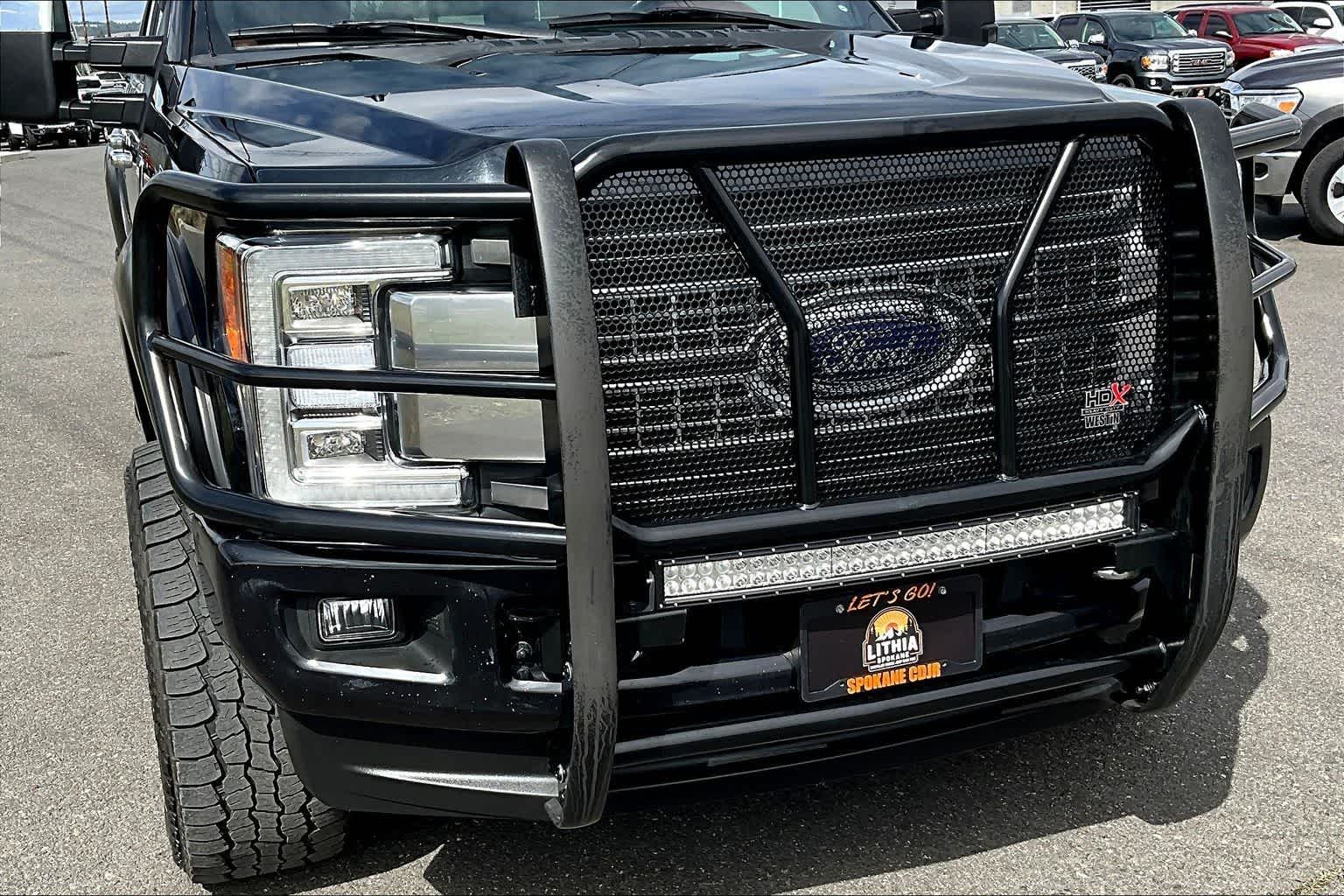 Thumbnail: 2019 Ford Econoline - 33